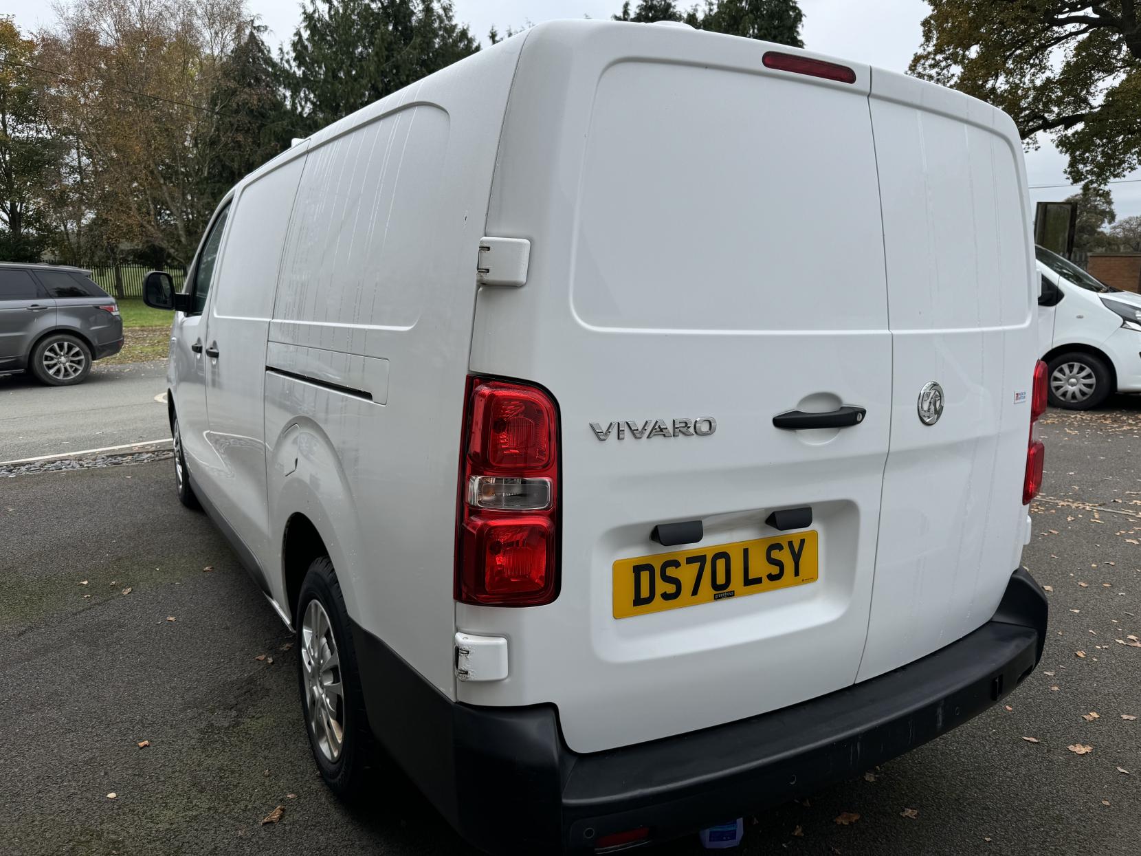 Vauxhall Vivaro 1.5 Turbo D 2900 Dynamic Panel Van 6dr Diesel Manual L2 H1 Euro 6 (s/s) (100 ps)