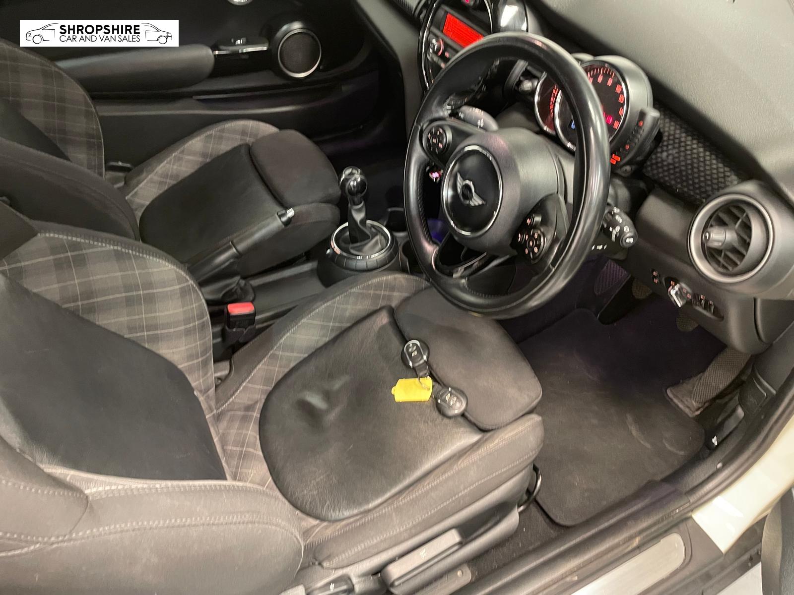 MINI Hatch 2.0 Cooper S Hatchback 3dr Petrol Manual Euro 6 (s/s) (192 ps)