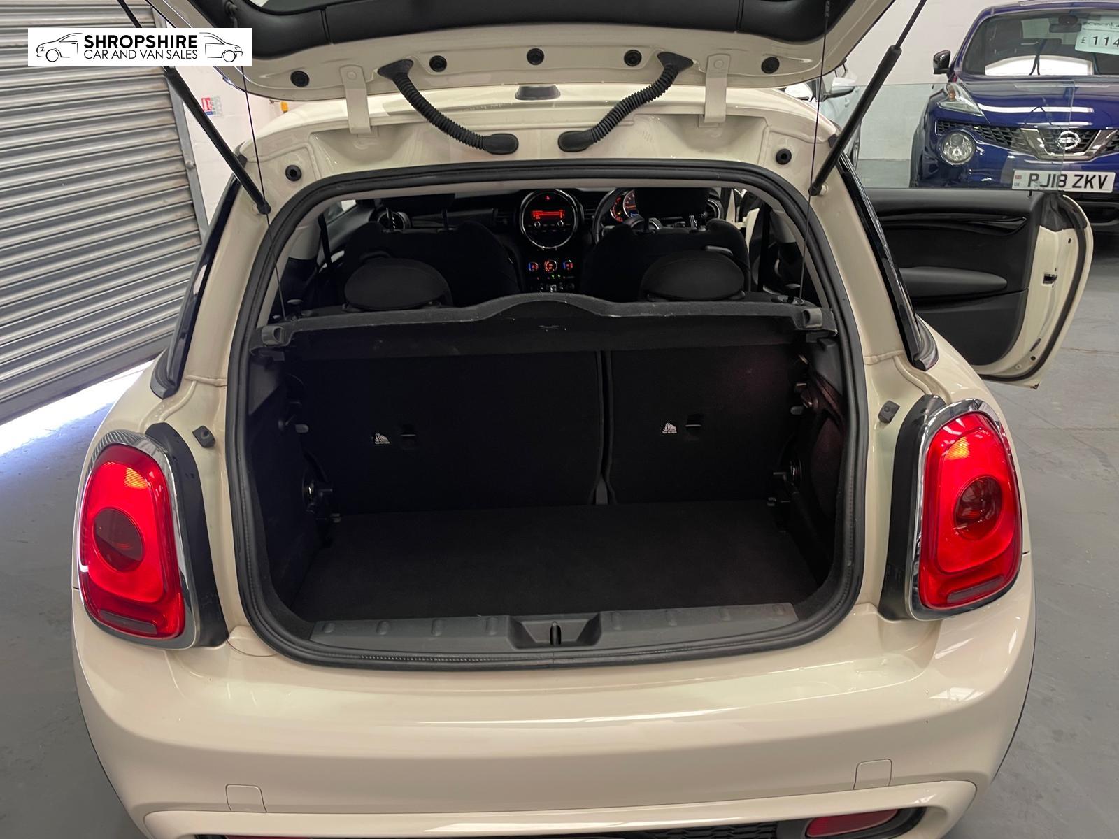 MINI Hatch 2.0 Cooper S Hatchback 3dr Petrol Manual Euro 6 (s/s) (192 ps)