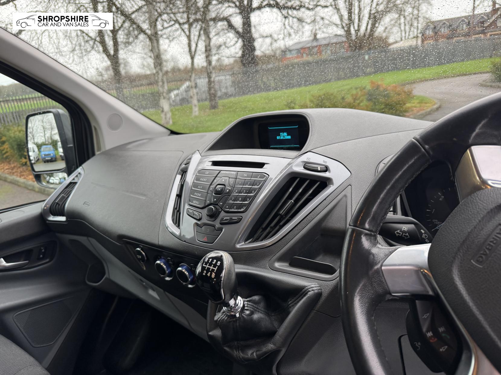 Ford Transit Custom 2.2 TDCi 270 Limited Panel Van 5dr Diesel Manual L1 H1 (186 g/km, 123 bhp)