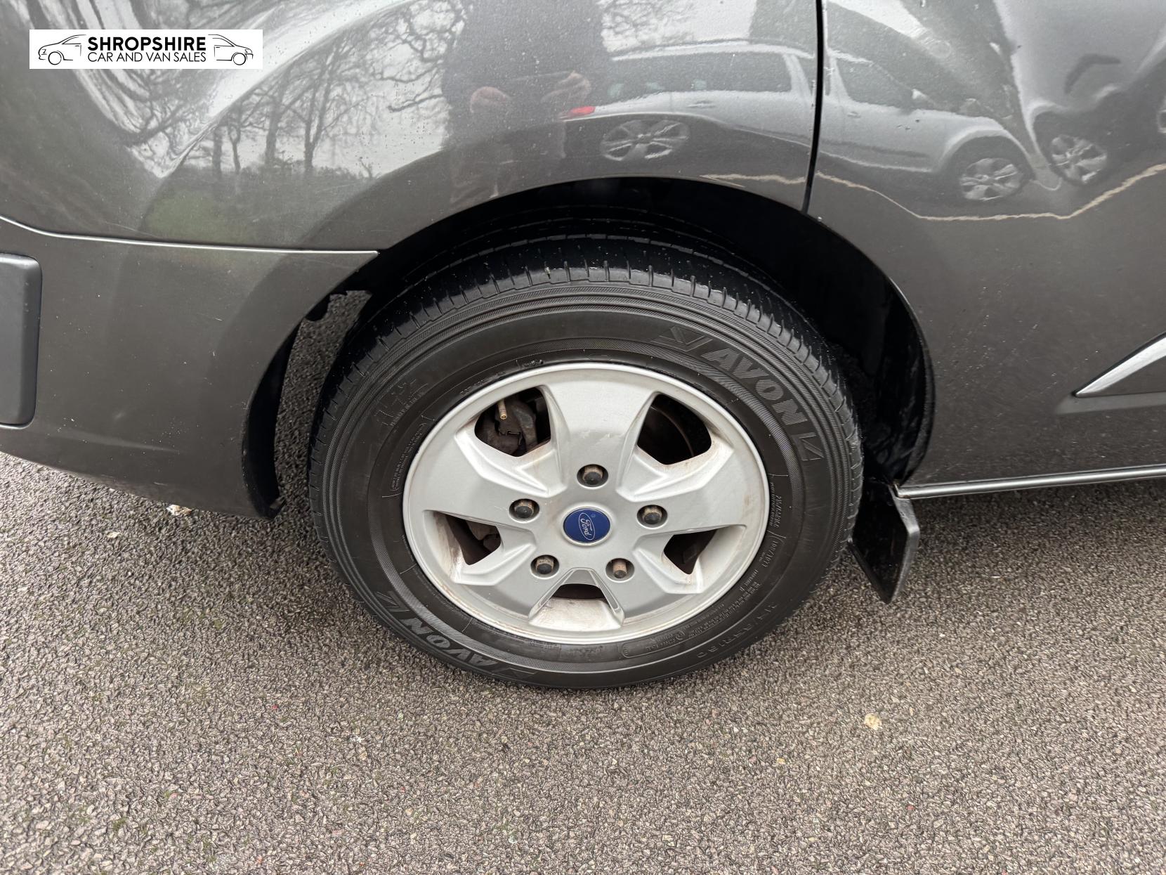 Ford Transit Custom 2.2 TDCi 270 Limited Panel Van 5dr Diesel Manual L1 H1 (186 g/km, 123 bhp)