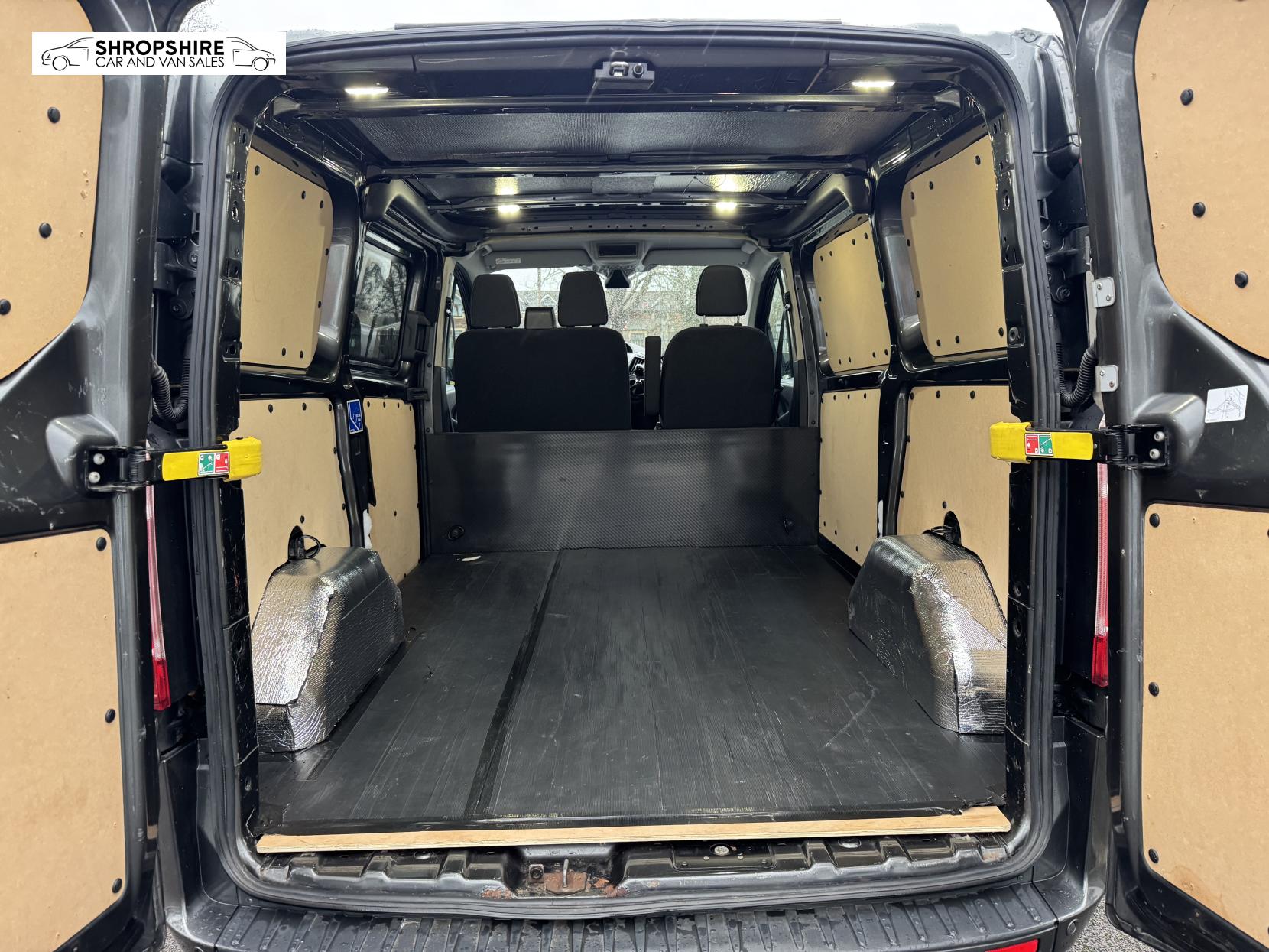 Ford Transit Custom 2.2 TDCi 270 Limited Panel Van 5dr Diesel Manual L1 H1 (186 g/km, 123 bhp)