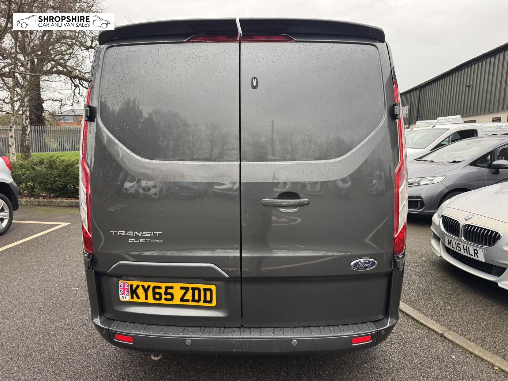 Ford Transit Custom 2.2 TDCi 270 Limited Panel Van 5dr Diesel Manual L1 H1 (186 g/km, 123 bhp)