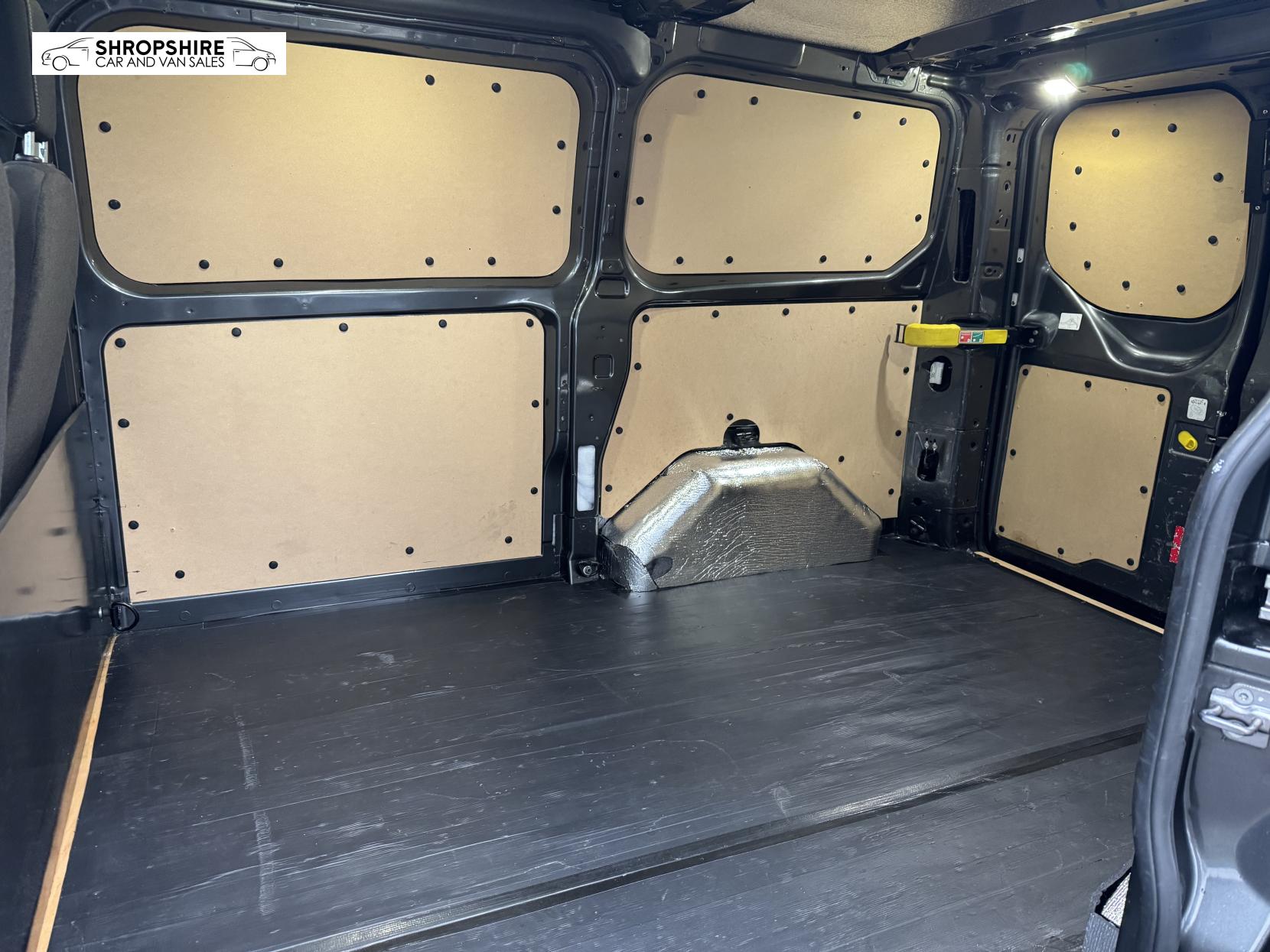 Ford Transit Custom 2.2 TDCi 270 Limited Panel Van 5dr Diesel Manual L1 H1 (186 g/km, 123 bhp)