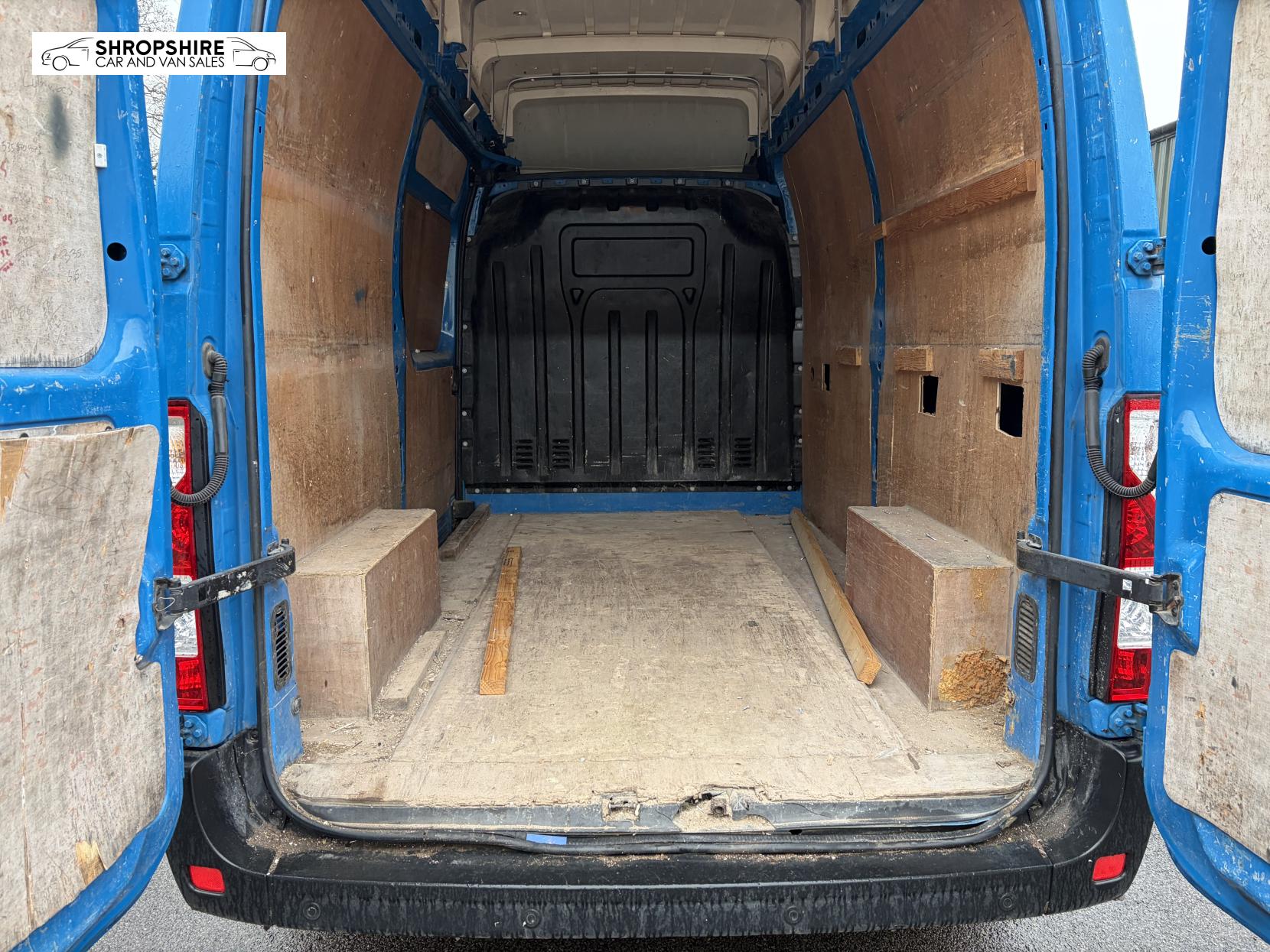 Renault Master 2.3 dCi ENERGY 35 Business Panel Van 5dr Diesel Manual FWD MWB High Roof Euro 6 (s/s) (110 bhp)