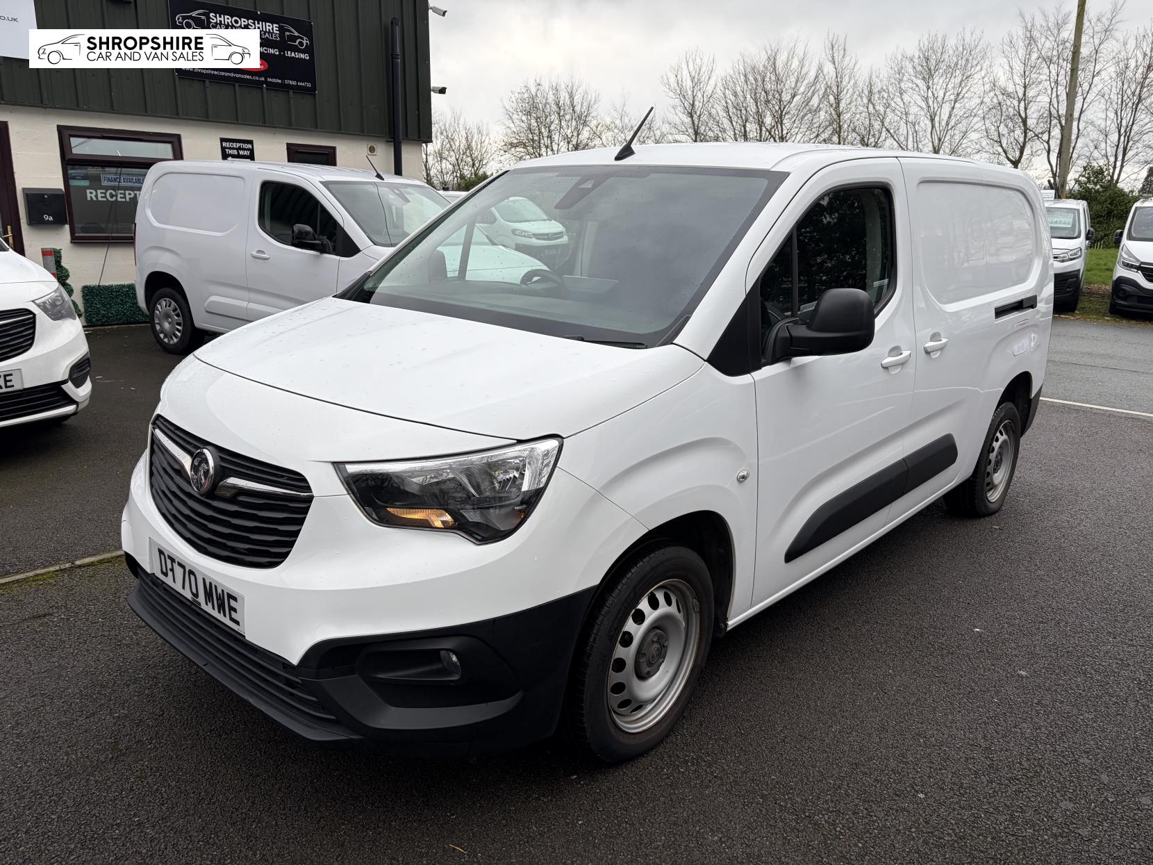 Vauxhall Combo 1.5 Turbo D 2300 Edition Panel Van 4dr Diesel Auto L2 H1 Euro 6 (s/s) (130 ps)