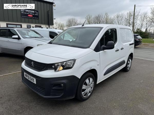 Peugeot Partner 1.5 BlueHDi 1000 Professional Standard Panel Van 5dr Diesel Manual SWB Euro 6 (100 bhp)