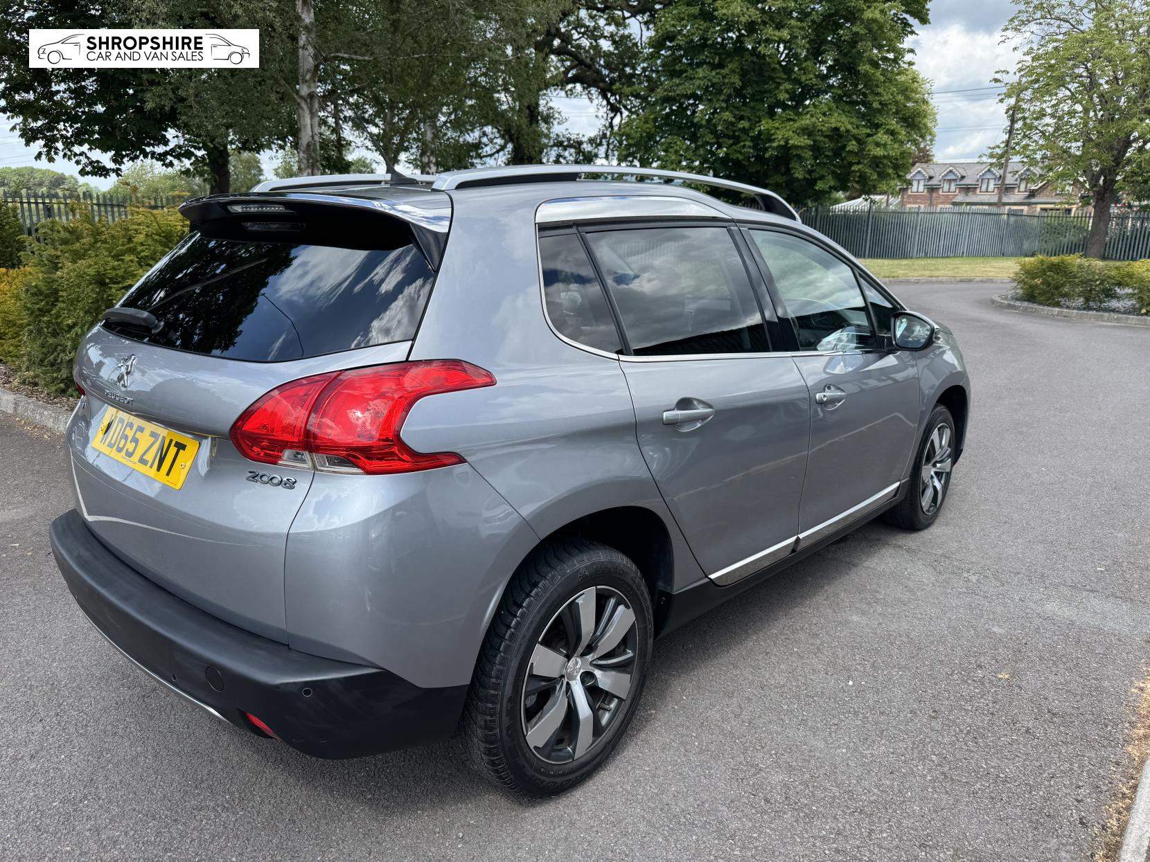 Peugeot 2008 1.6 BlueHDi Allure SUV 5dr Diesel Manual Euro 6 (s/s) (100 ps)