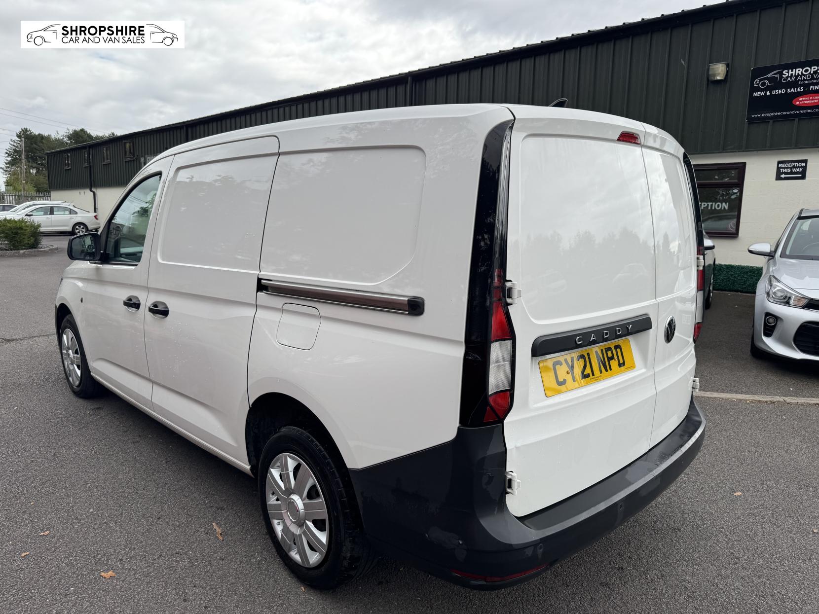 Volkswagen Caddy Maxi 2.0 TDI C20 Commerce Panel Van 6dr Diesel Manual LWB Euro 6 (s/s) (102 ps)