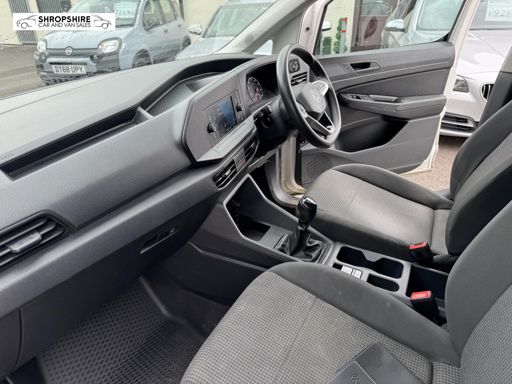 Volkswagen Caddy Maxi 2.0 TDI C20 Commerce Panel Van 6dr Diesel Manual LWB Euro 6 (s/s) (102 ps)