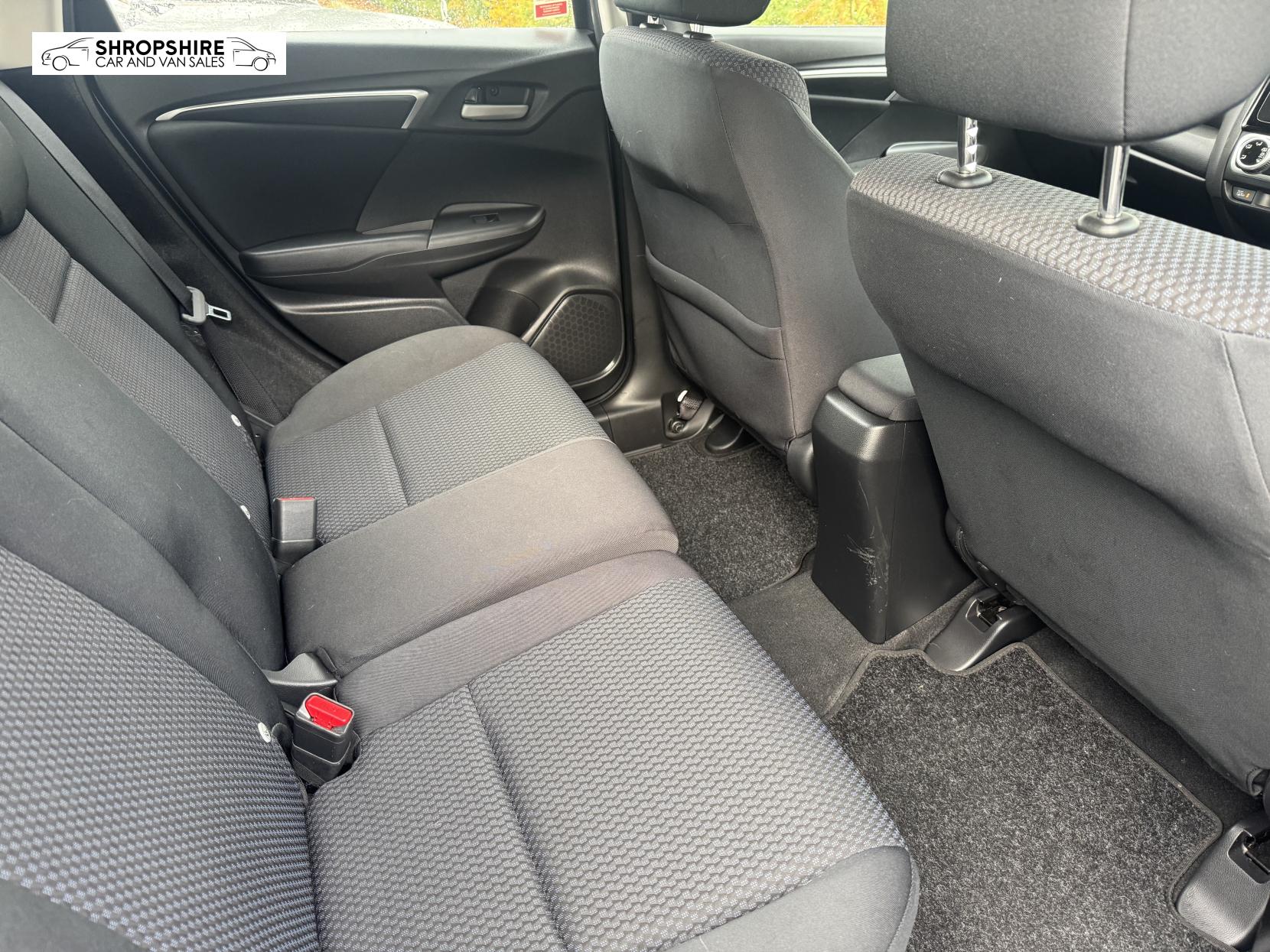 Honda Jazz 1.3 i-VTEC SE Hatchback 5dr Petrol CVT Euro 6 (s/s) (102 ps)