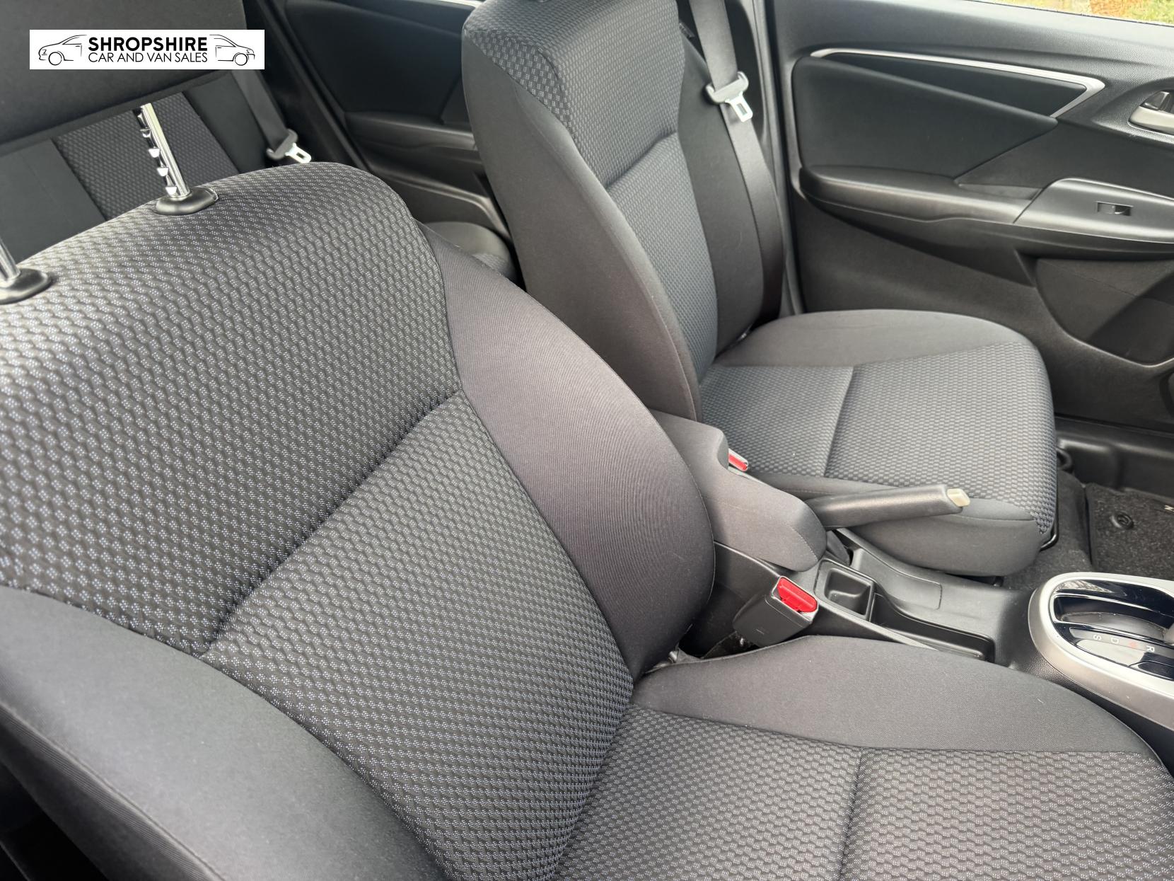 Honda Jazz 1.3 i-VTEC SE Hatchback 5dr Petrol CVT Euro 6 (s/s) (102 ps)