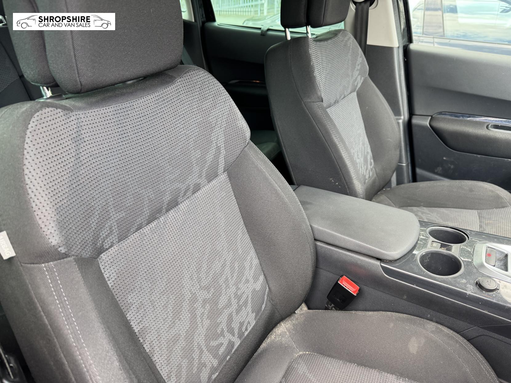 Peugeot 3008 1.6 HDi Exclusive SUV 5dr Diesel Manual Euro 5 (112 ps)