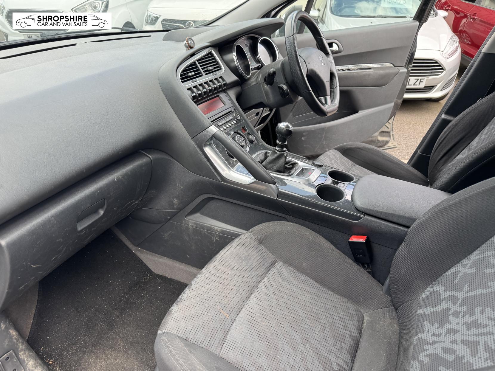 Peugeot 3008 1.6 HDi Exclusive SUV 5dr Diesel Manual Euro 5 (112 ps)