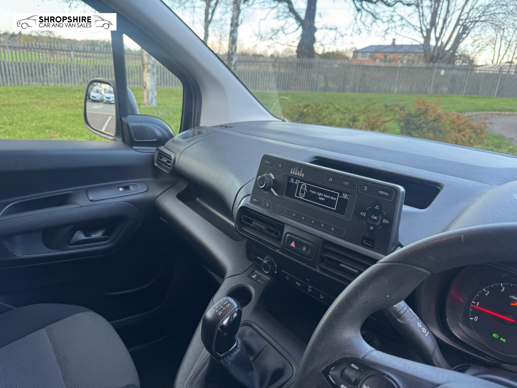 Vauxhall Combo 1.5 Turbo D 2300 Sportive Panel Van 4dr Diesel Manual L2 H1 Euro 6 (s/s) (100 ps)