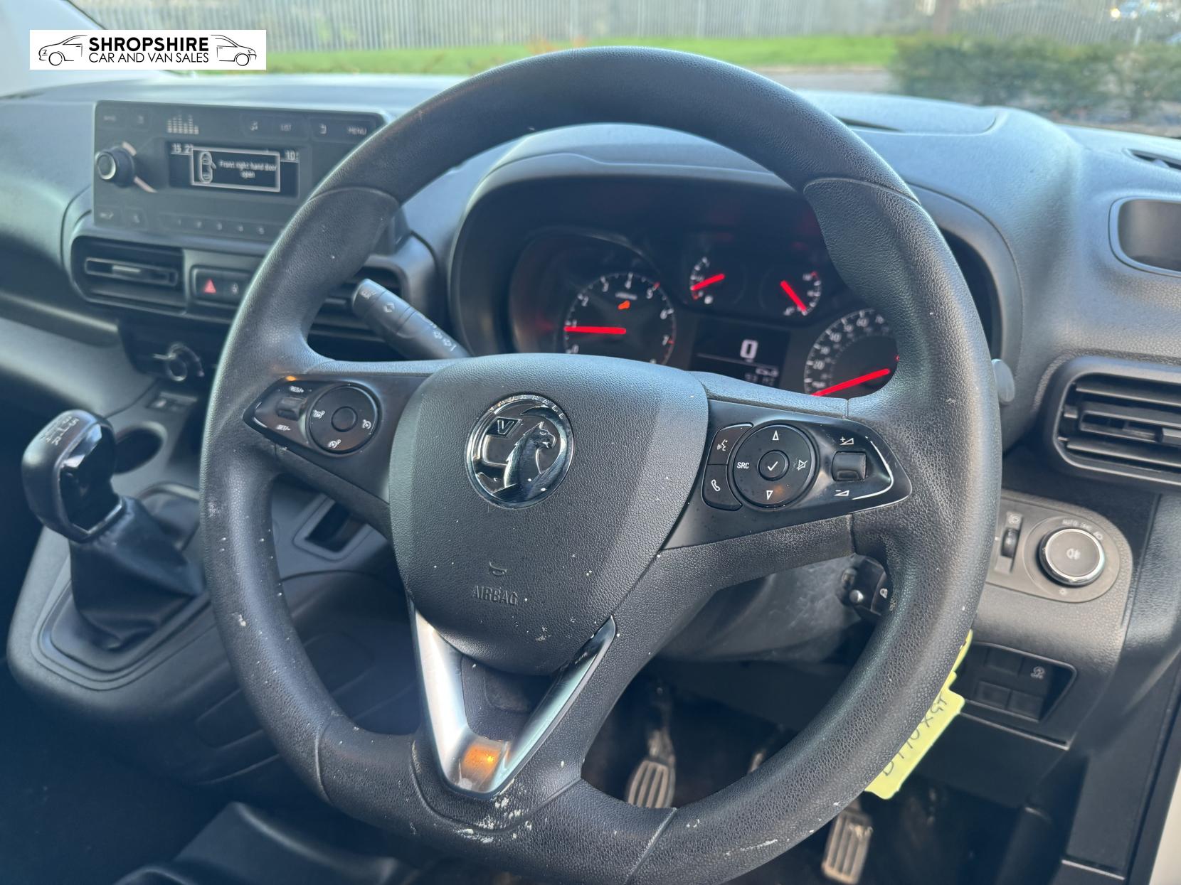 Vauxhall Combo 1.5 Turbo D 2300 Sportive Panel Van 4dr Diesel Manual L2 H1 Euro 6 (s/s) (100 ps)