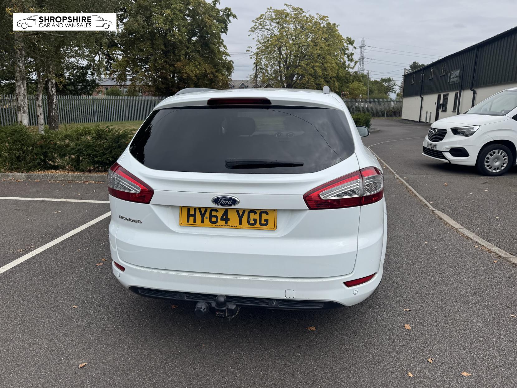 Ford Mondeo 1.6 TDCi ECOnetic Zetec Business Edition Estate 5dr Diesel Manual Euro 5 (s/s) (115 ps)
