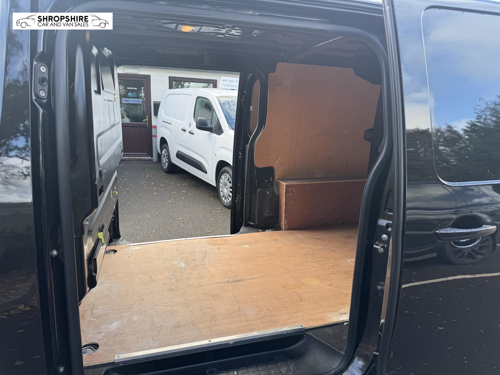 Vauxhall Vivaro 1.5 Turbo D 2700 Sportive Panel Van 5dr Diesel Manual L1 H1 Euro 6 (s/s) (120 ps)