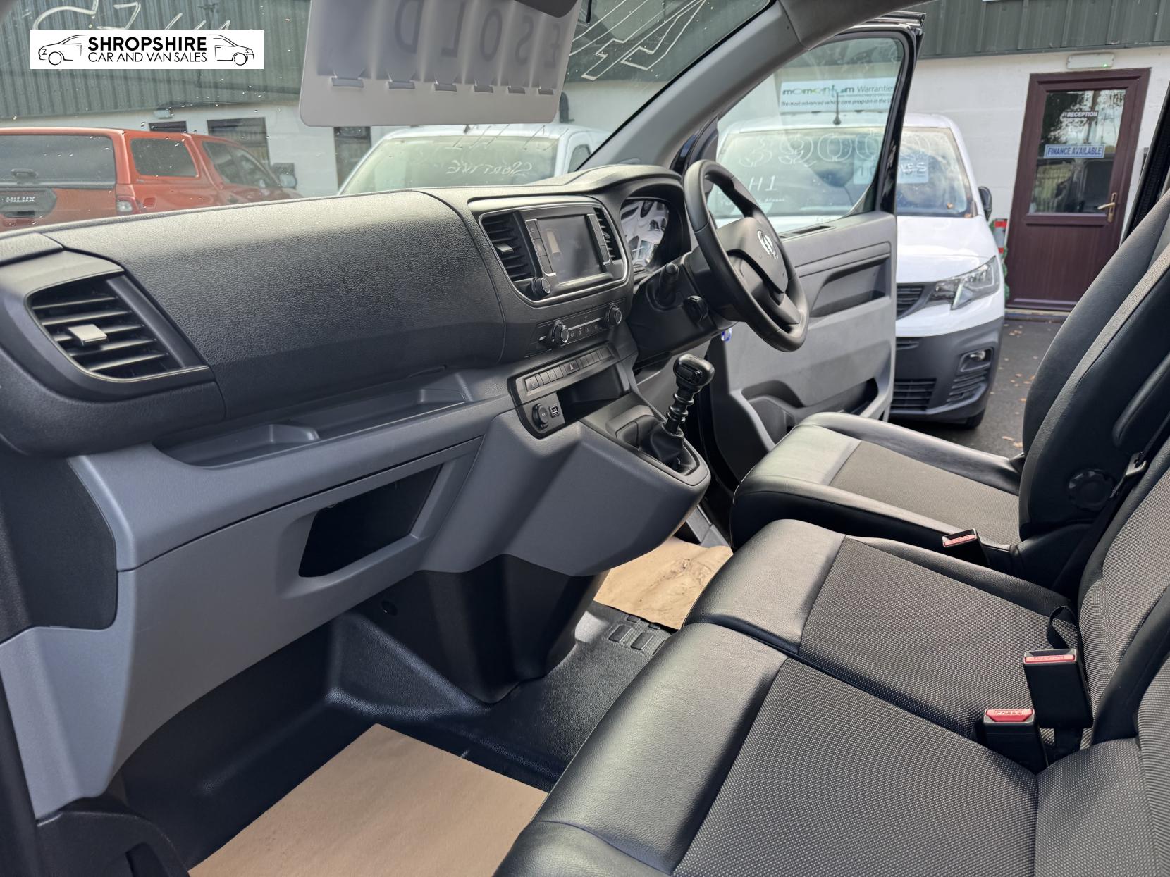 Vauxhall Vivaro 1.5 Turbo D 2700 Sportive Panel Van 5dr Diesel Manual L1 H1 Euro 6 (s/s) (120 ps)