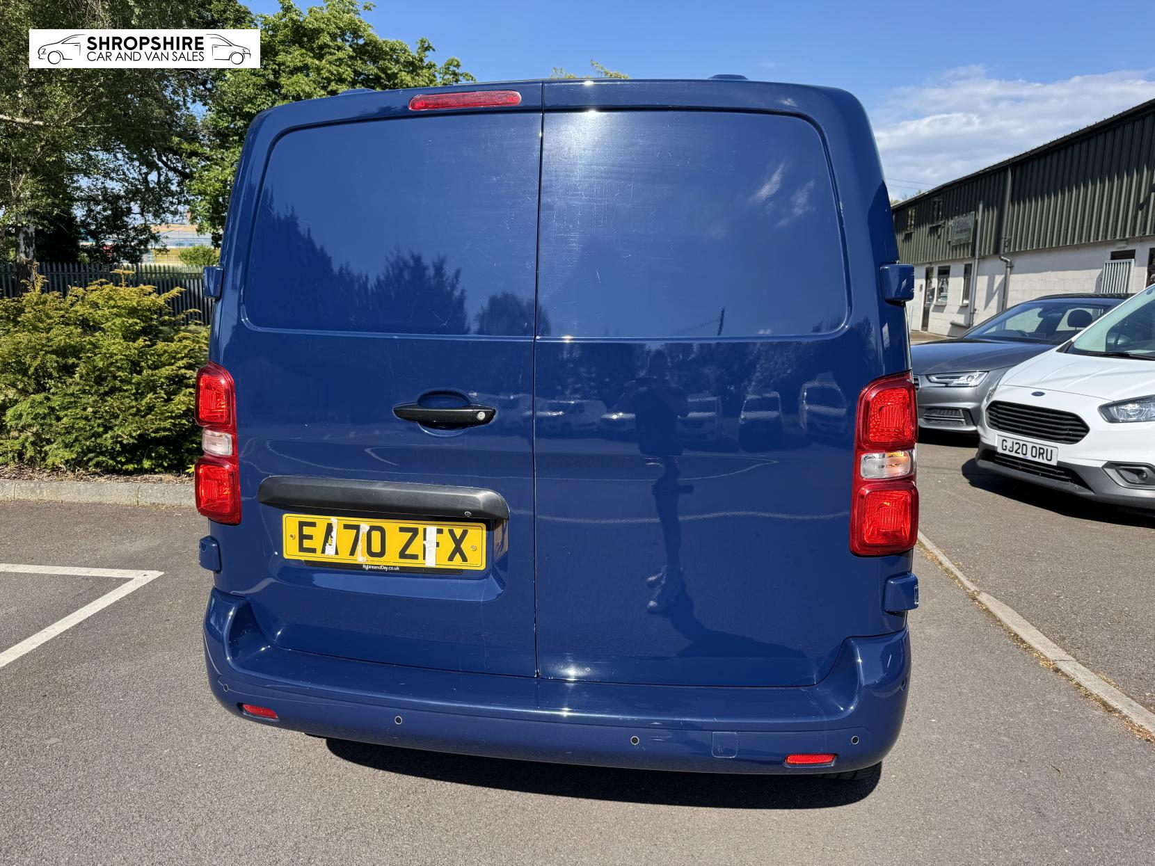 Peugeot Expert 2.0 BlueHDi 1400 Asphalt Standard Panel Van 6dr Diesel Manual MWB Euro 6 (s/s) (120 ps)