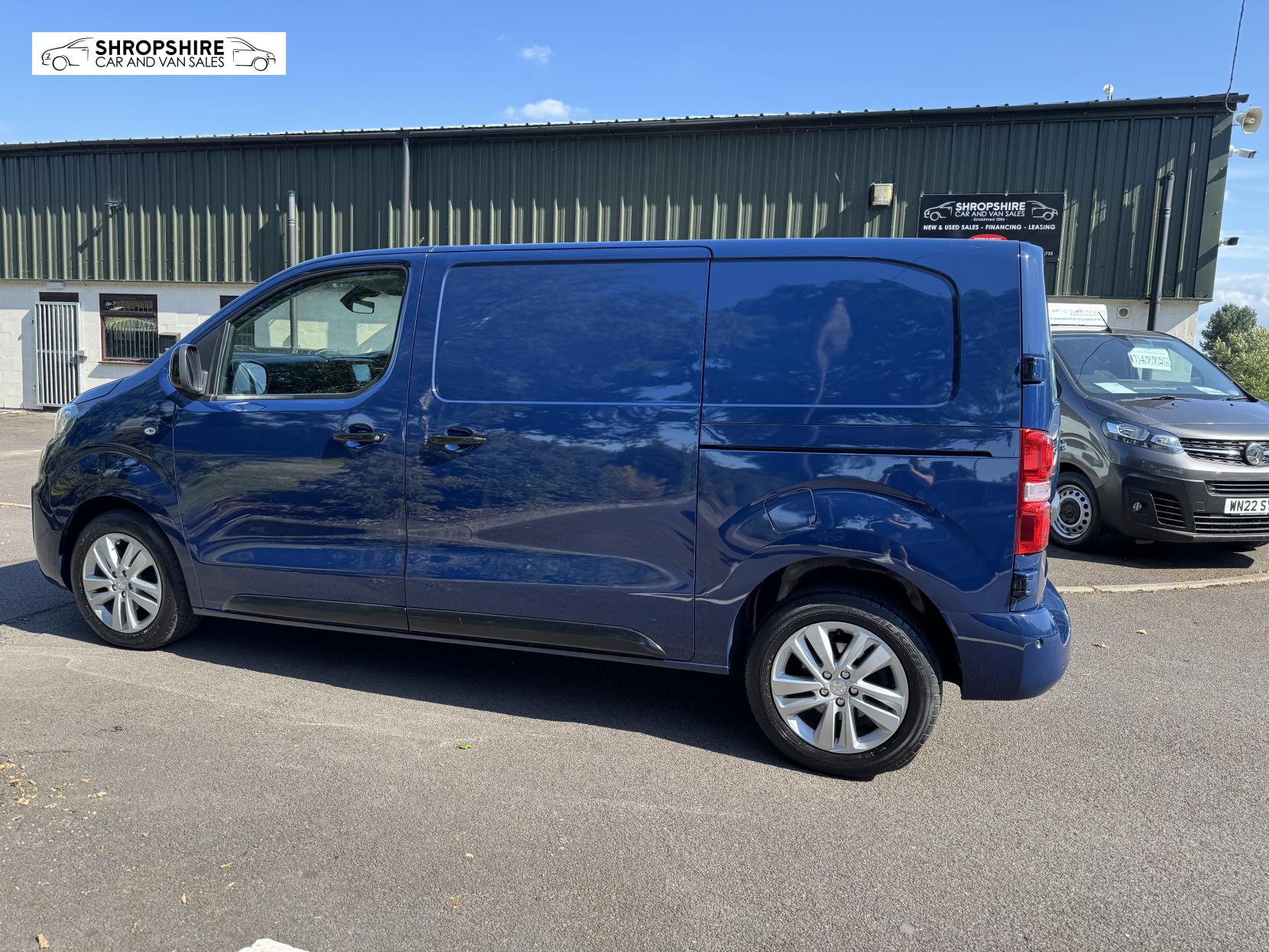 Peugeot Expert 2.0 BlueHDi 1400 Asphalt Standard Panel Van 6dr Diesel Manual MWB Euro 6 (s/s) (120 ps)
