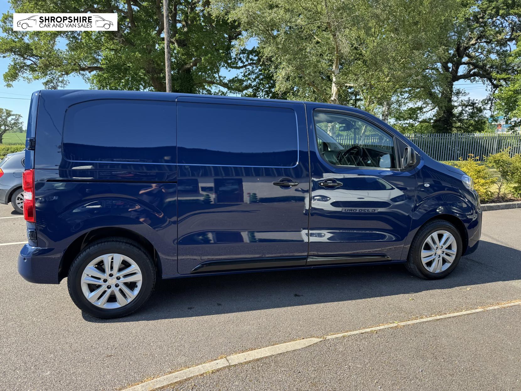 Peugeot Expert 2.0 BlueHDi 1400 Asphalt Standard Panel Van 6dr Diesel Manual MWB Euro 6 (s/s) (120 ps)