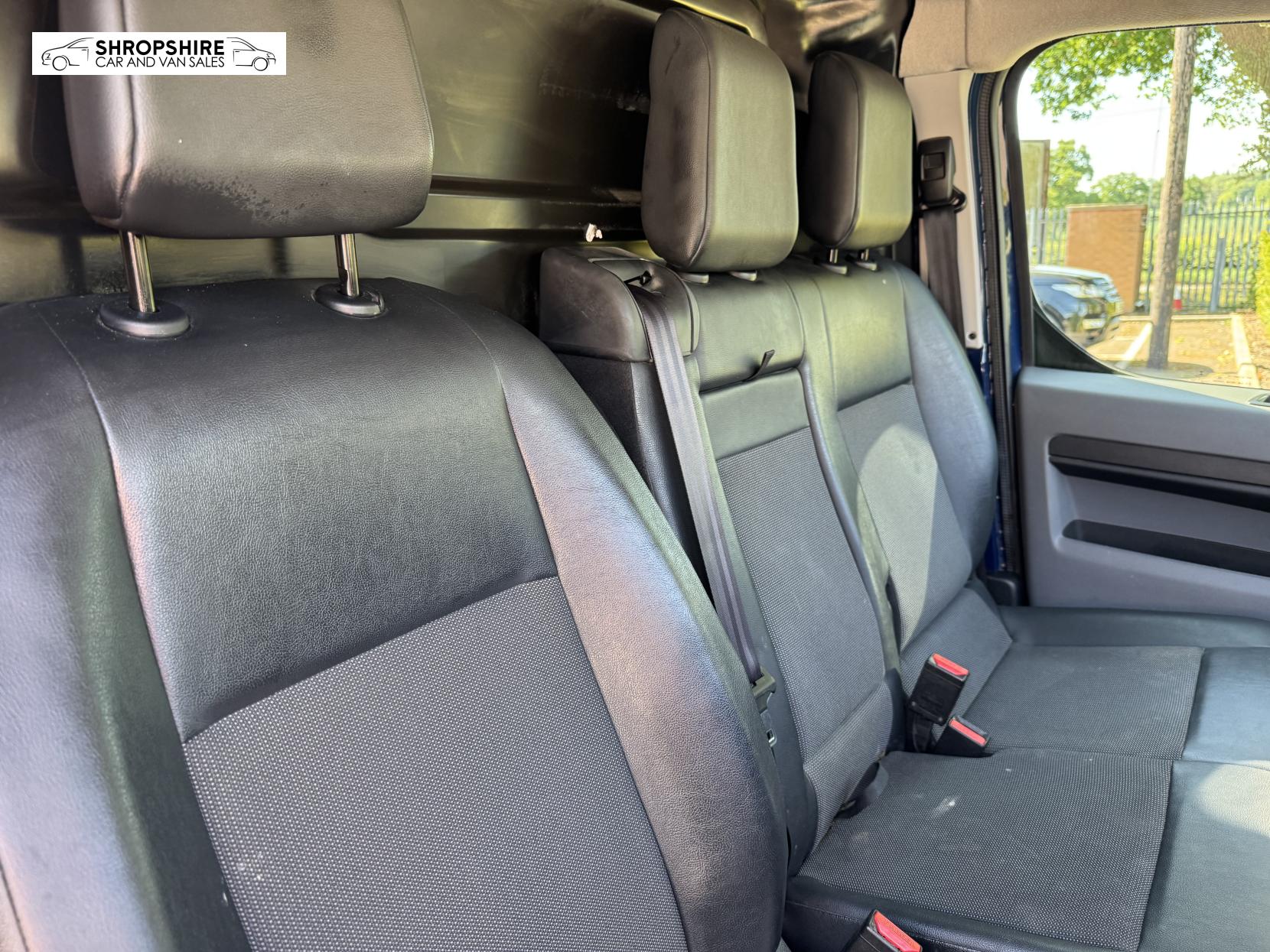 Peugeot Expert 2.0 BlueHDi 1400 Asphalt Standard Panel Van 6dr Diesel Manual MWB Euro 6 (s/s) (120 ps)