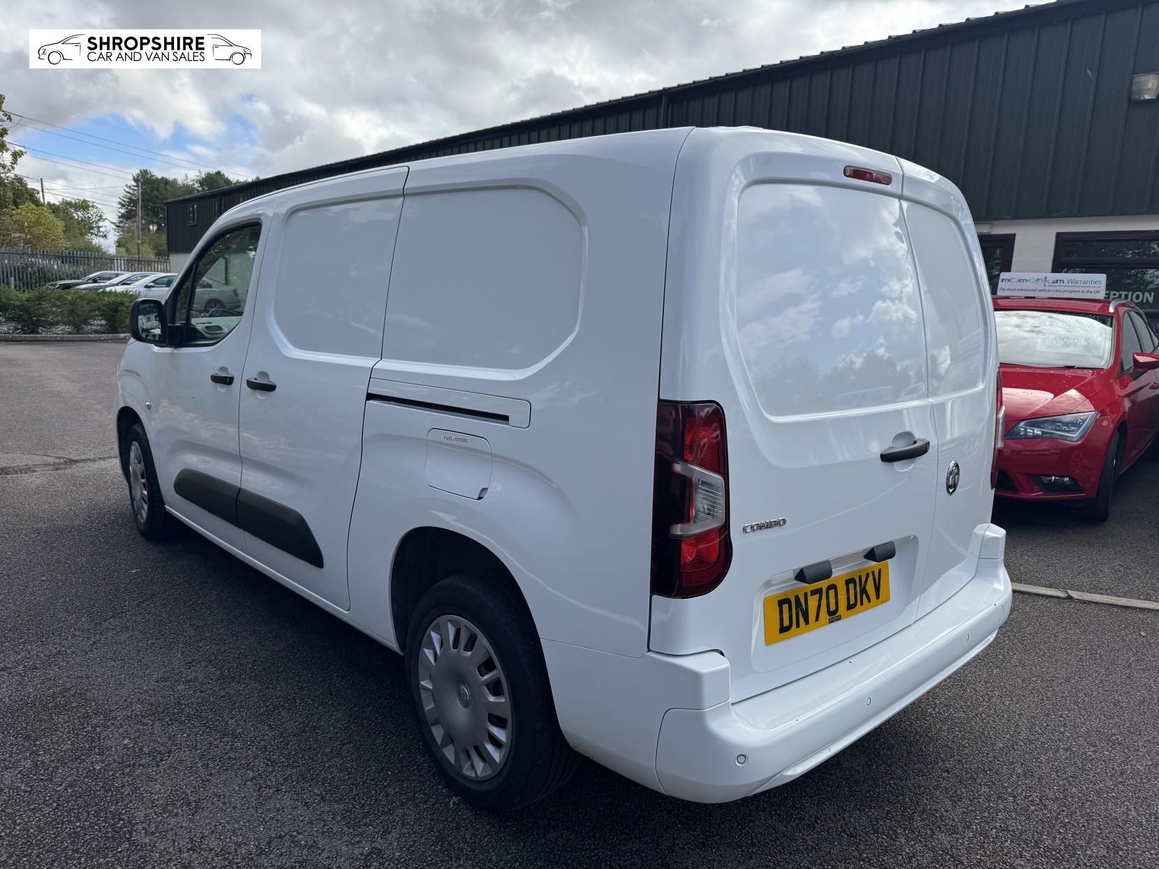 Vauxhall Combo 1.5 Turbo D 2300 Sportive Panel Van 4dr Diesel Manual L2 H1 Euro 6 (s/s) (100 ps)