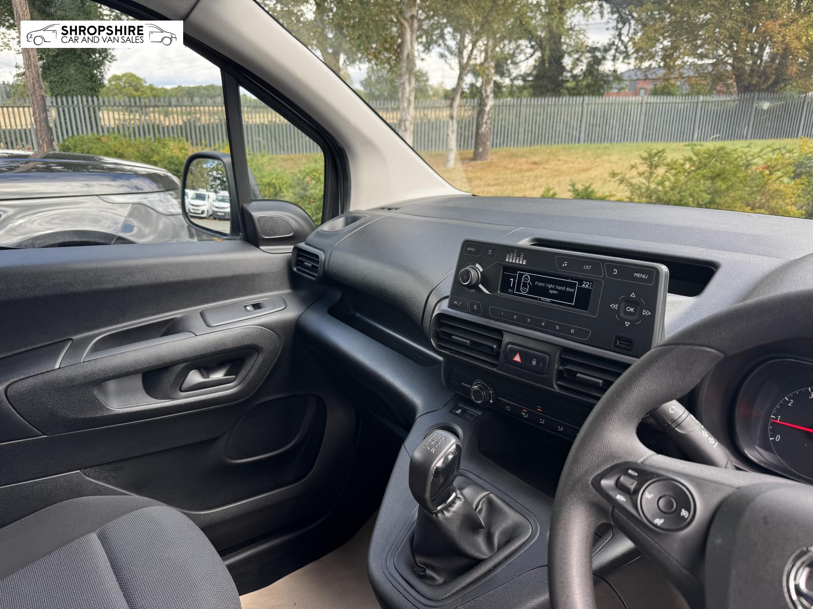 Vauxhall Combo 1.5 Turbo D 2300 Sportive Panel Van 4dr Diesel Manual L2 H1 Euro 6 (s/s) (100 ps)