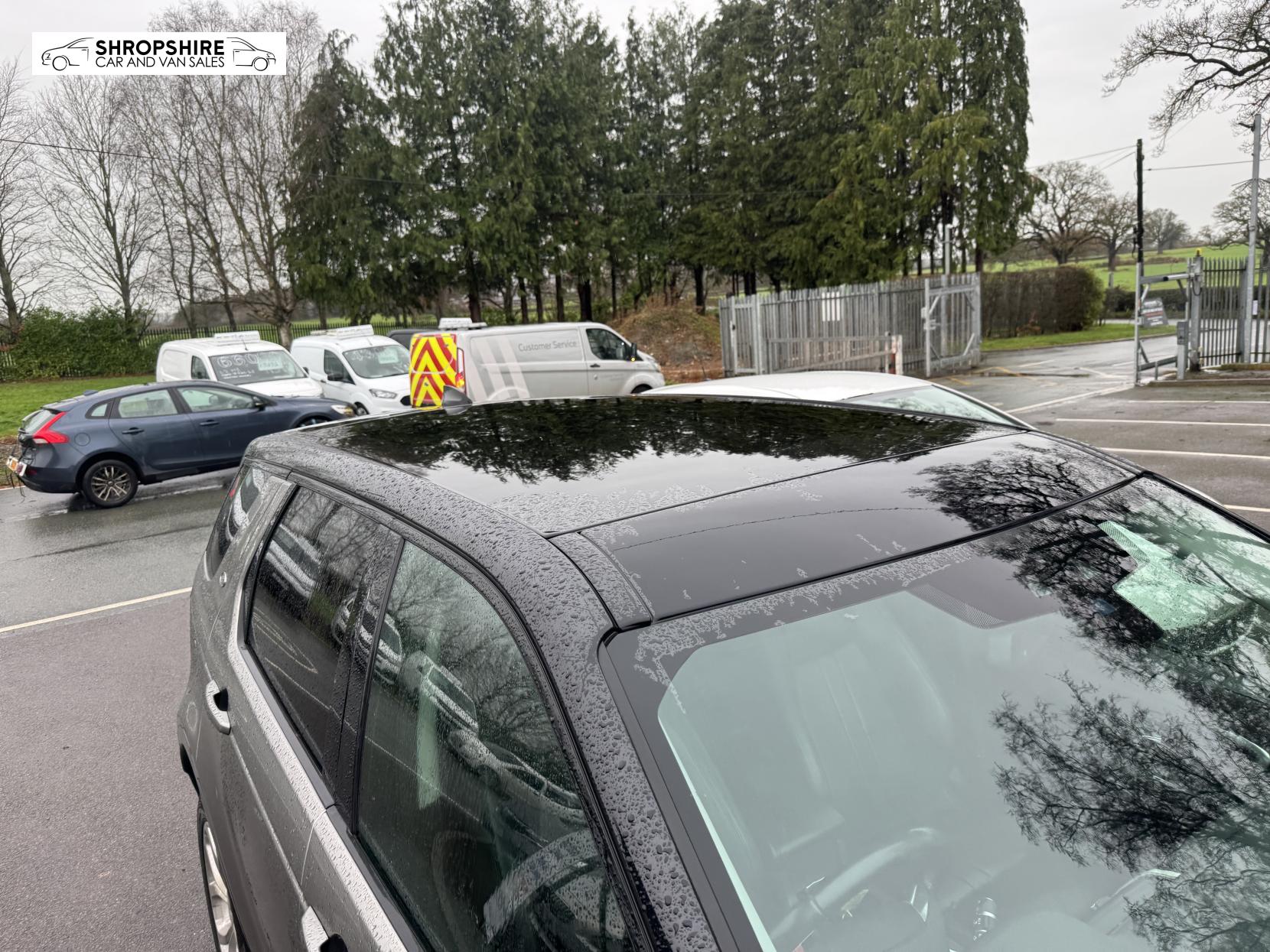 Land Rover Discovery Sport 2.0 TD4 HSE SUV 5dr Diesel Auto 4WD Euro 6 (s/s) (180 ps)