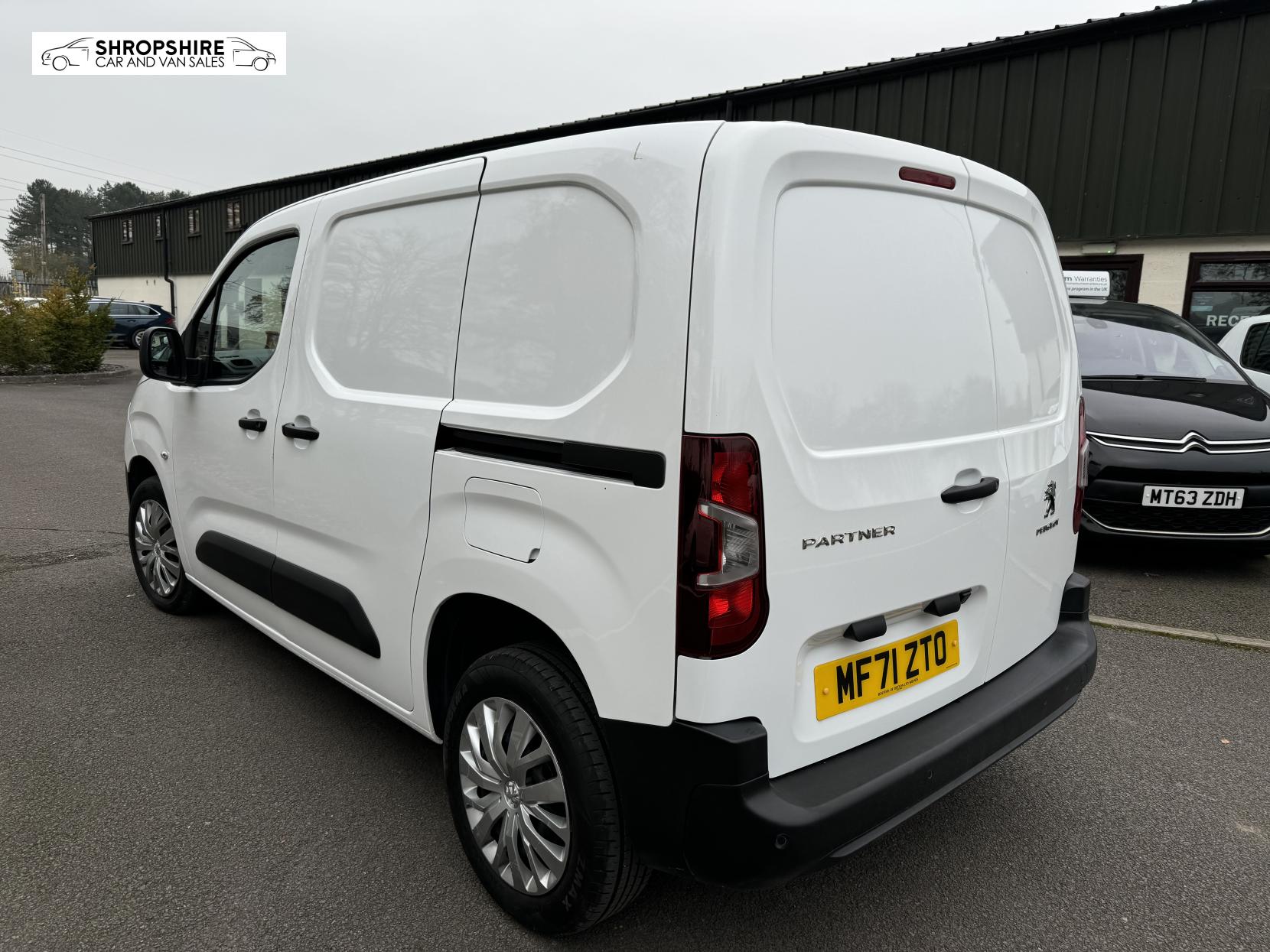 Peugeot Partner 1.5 BlueHDi 1000 Professional Premium Standard Panel Van 5dr Diesel Manual SWB Euro 6 (100 bhp)