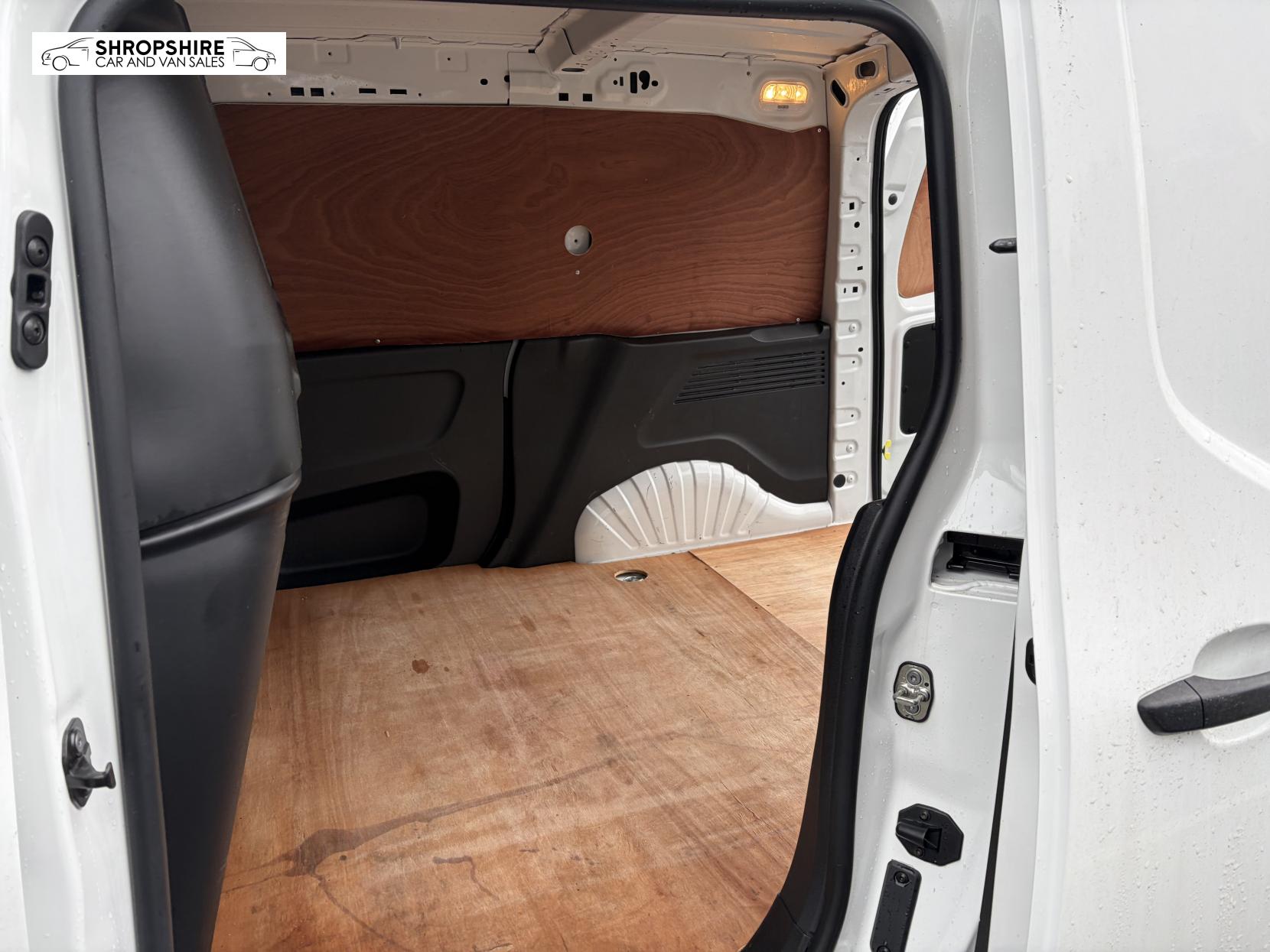 Vauxhall Combo 1.6 Turbo D 2300 Sportive Panel Van 4dr Diesel Manual L1 H1 Euro 6 (s/s) (100 ps)