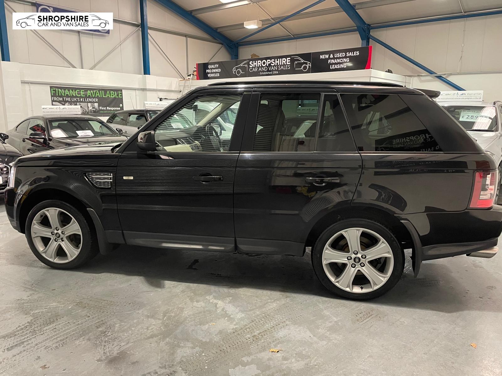 Land Rover Range Rover Sport 3.0 SD V6 HSE Black SUV 5dr Diesel Auto 4WD Euro 5 (255 bhp)