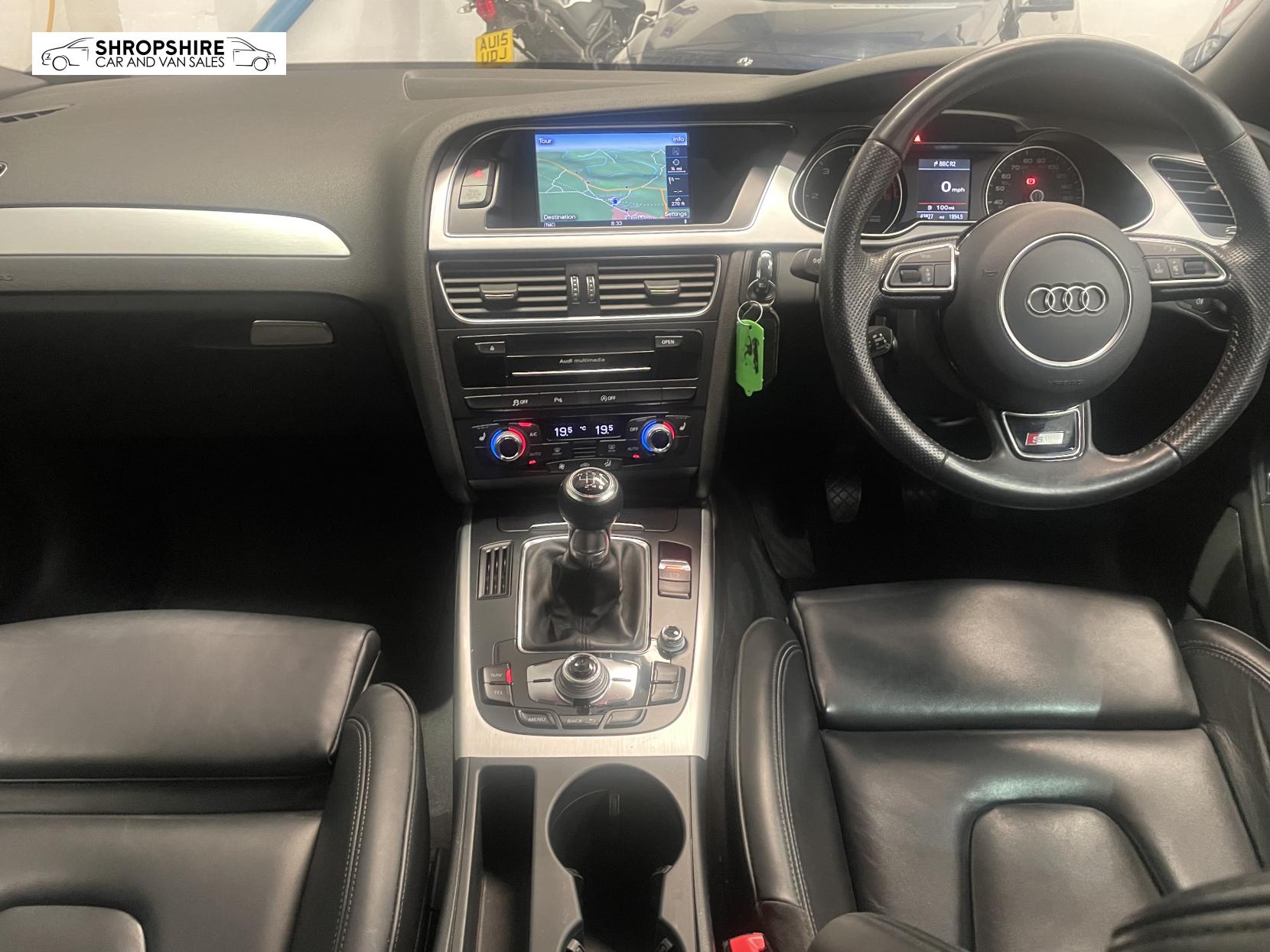 Audi A4 Avant 2.0 TDI S line Estate 5dr Diesel Manual Euro 6 (s/s) (Nav) (150 ps)
