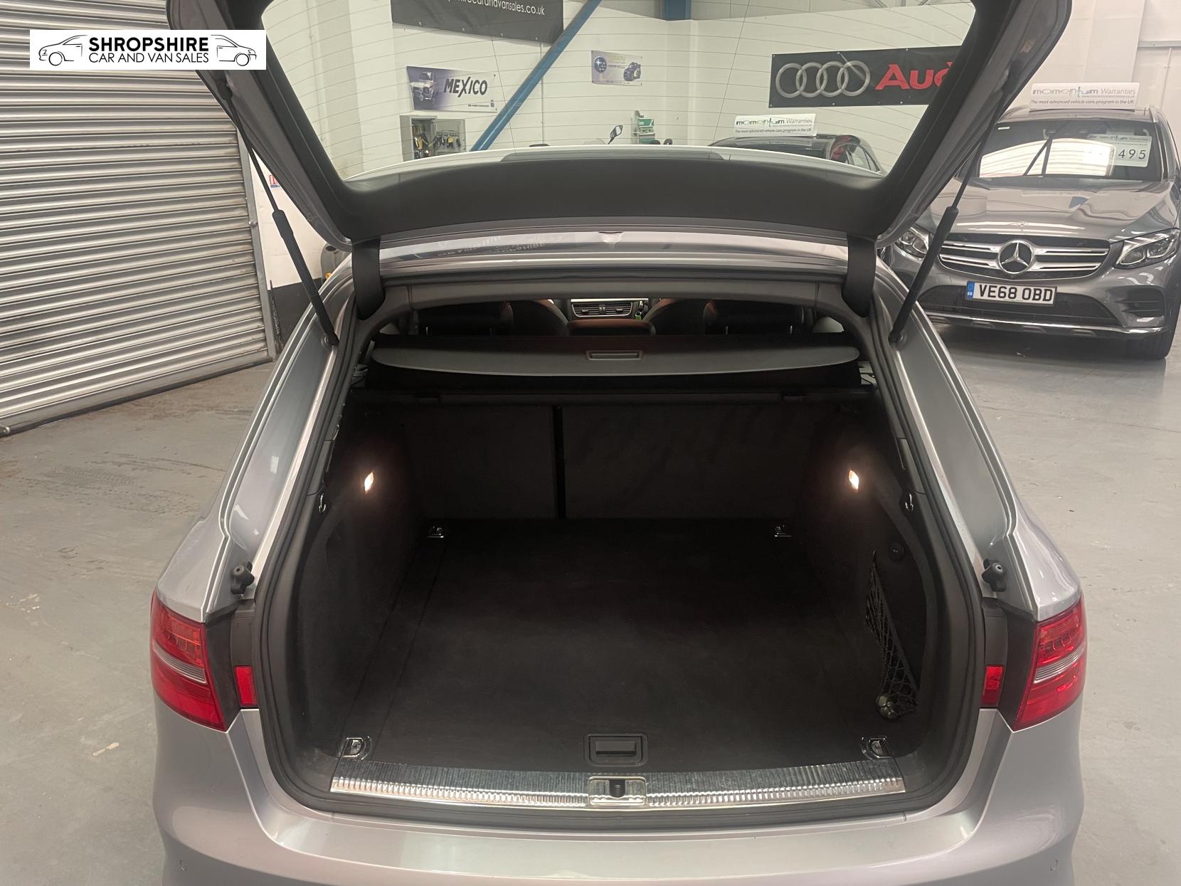 Audi A4 Avant 2.0 TDI S line Estate 5dr Diesel Manual Euro 6 (s/s) (Nav) (150 ps)