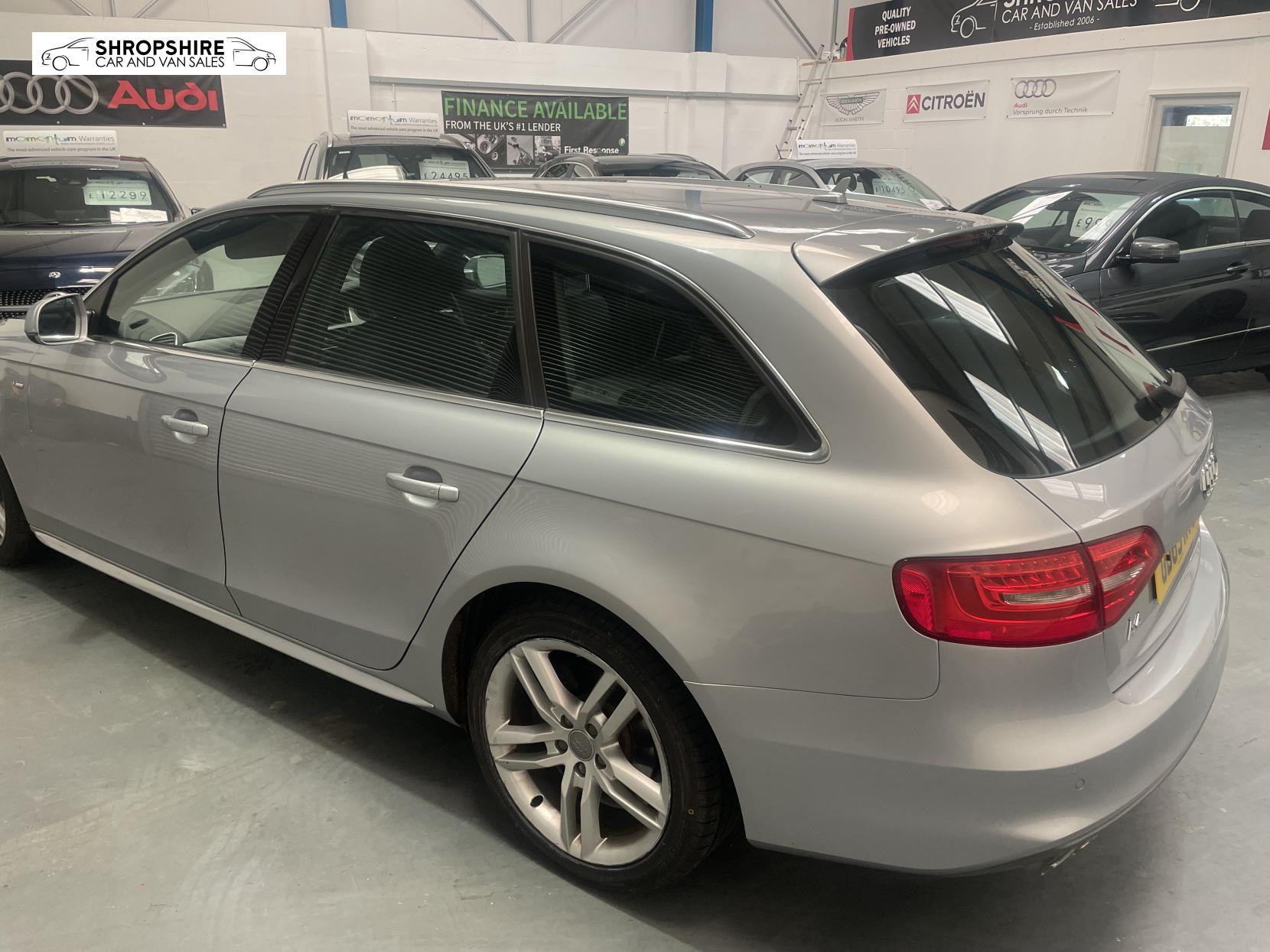 Audi A4 Avant 2.0 TDI S line Estate 5dr Diesel Manual Euro 6 (s/s) (Nav) (150 ps)