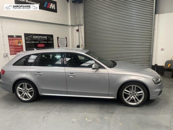 Audi A4 Avant 2.0 TDI S line Estate 5dr Diesel Manual Euro 6 (s/s) (Nav) (150 ps)