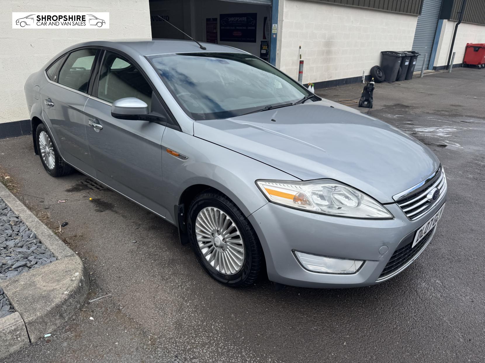 Ford Mondeo 1.8 TDCi Ghia Hatchback 5dr Diesel Manual (154 g/km, 123 bhp)