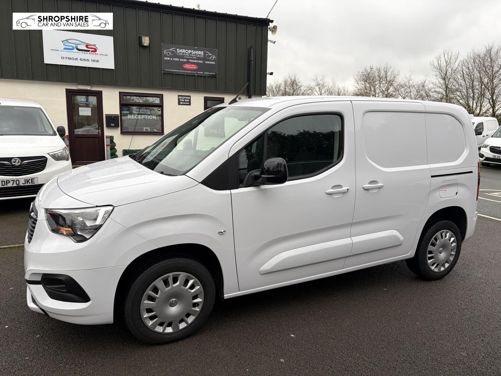 Vauxhall Combo 1.5 Turbo D 2300 Pro Panel Van 5dr Diesel Manual L1 H1 Euro 6 (s/s) (100 ps)