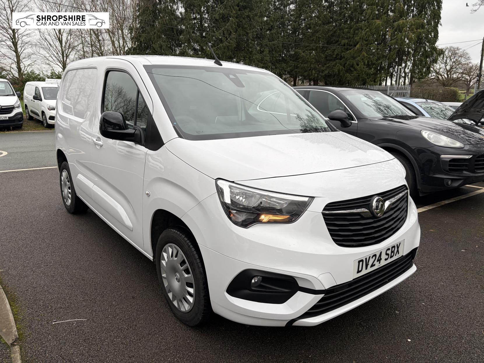 Vauxhall Combo 1.5 Turbo D 2300 Pro Panel Van 5dr Diesel Manual L1 H1 Euro 6 (s/s) (100 ps)