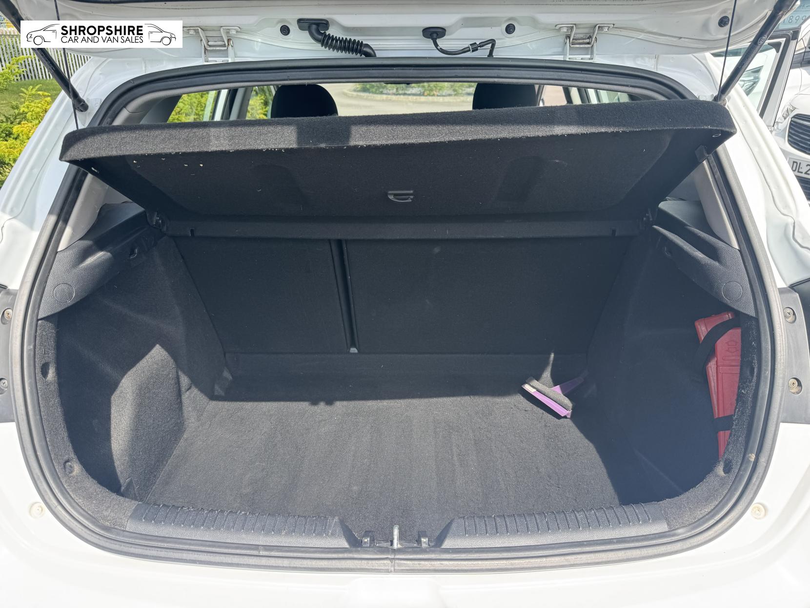 Kia Ceed 1.6 CRDi 1 Hatchback 5dr Diesel Manual Euro 6 (s/s) (134 bhp)
