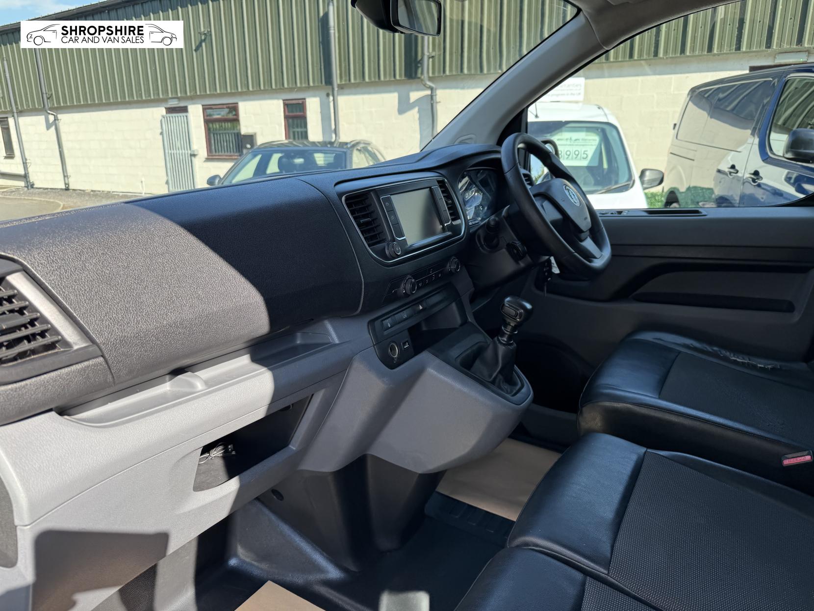 Vauxhall Vivaro 1.5 Turbo D 2900 Sportive Panel Van 5dr Diesel Manual L2 H1 Euro 6 (s/s) (100 ps)