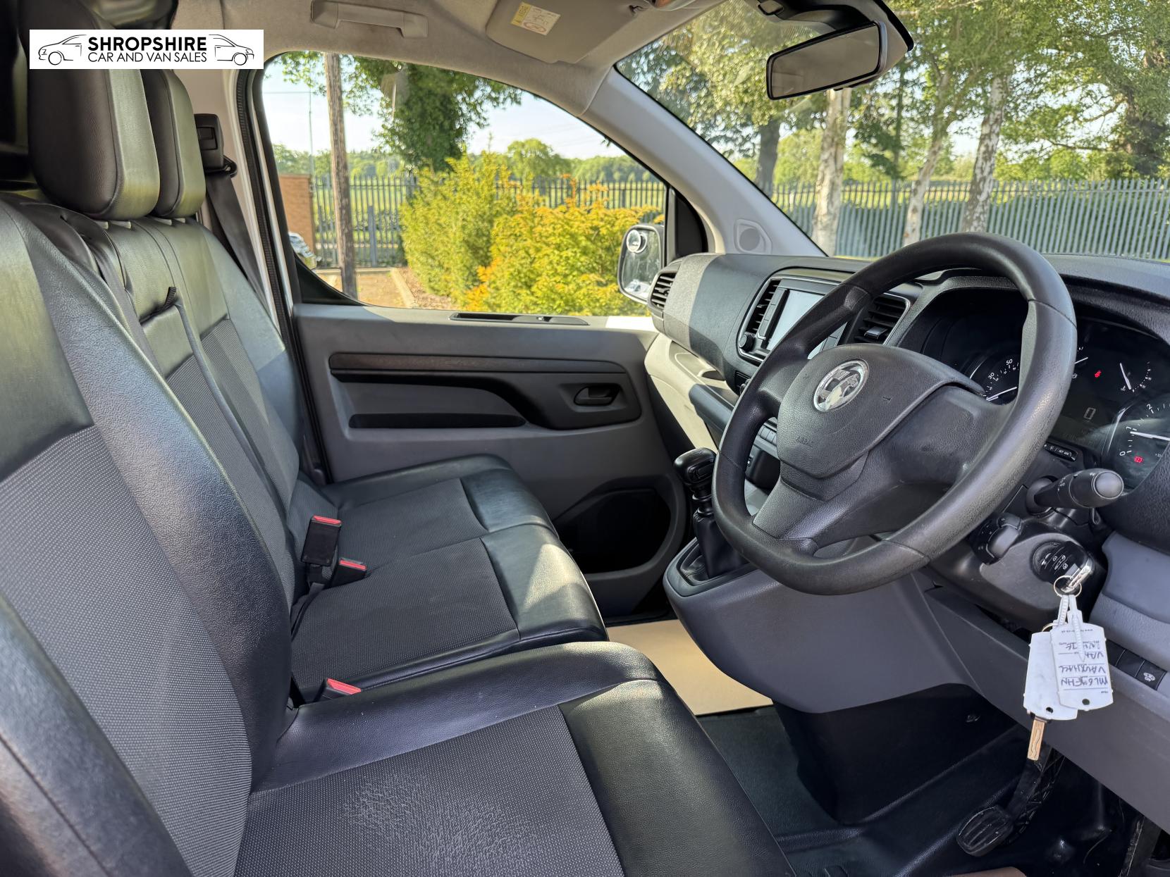 Vauxhall Vivaro 1.5 Turbo D 2900 Sportive Panel Van 5dr Diesel Manual L2 H1 Euro 6 (s/s) (100 ps)