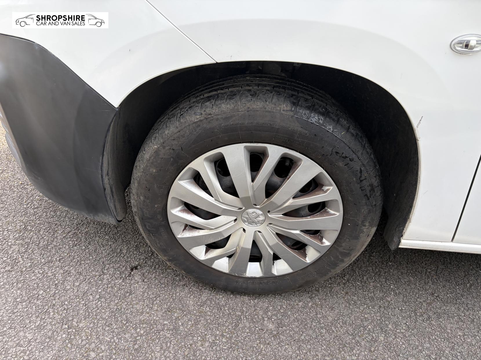 Peugeot Partner 1.5 BlueHDi 1000 Professional Standard Panel Van 5dr Diesel Manual SWB Euro 6 (100 bhp)