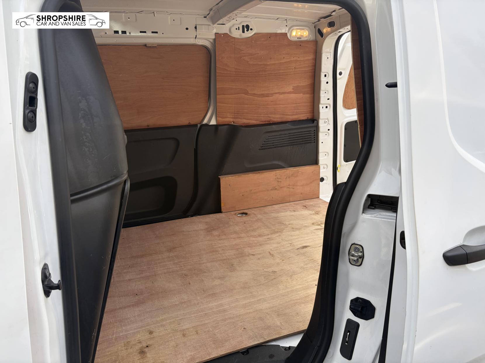 Peugeot Partner 1.5 BlueHDi 1000 Professional Standard Panel Van 5dr Diesel Manual SWB Euro 6 (100 bhp)