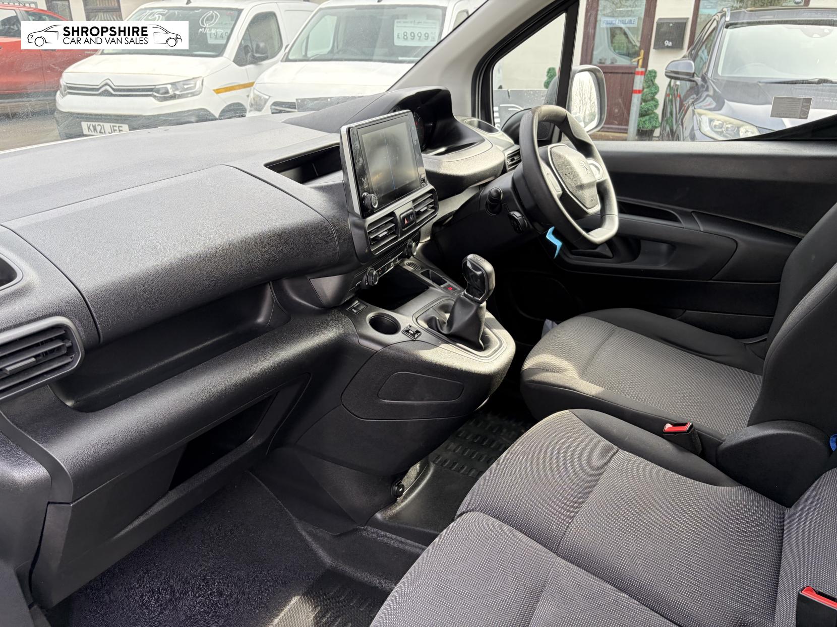 Peugeot Partner 1.5 BlueHDi 1000 Professional Standard Panel Van 5dr Diesel Manual SWB Euro 6 (100 bhp)