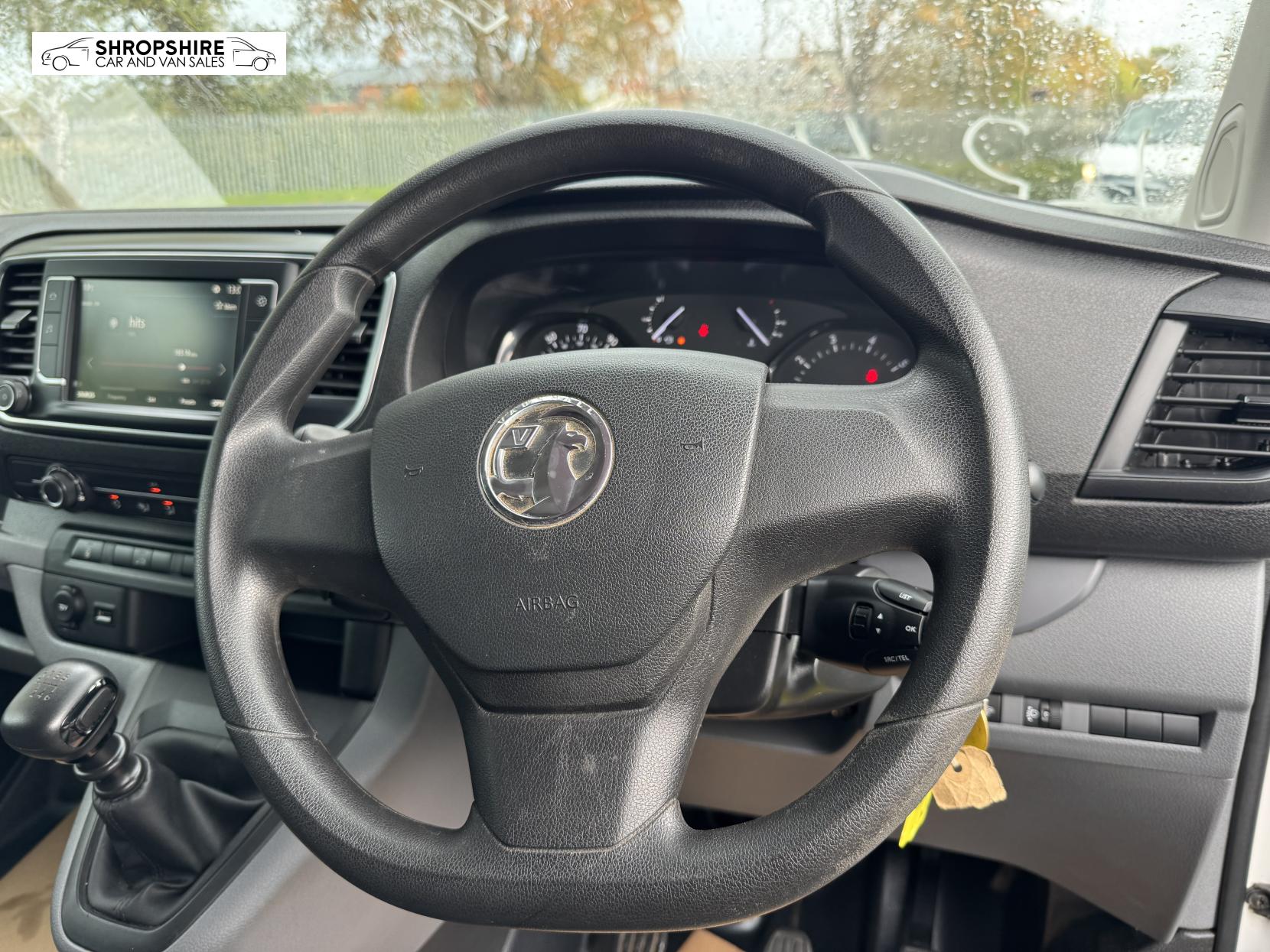 Vauxhall Vivaro 1.5 Turbo D 2900 Dynamic Panel Van 6dr Diesel Manual L2 H1 Euro 6 (s/s) (100 ps)