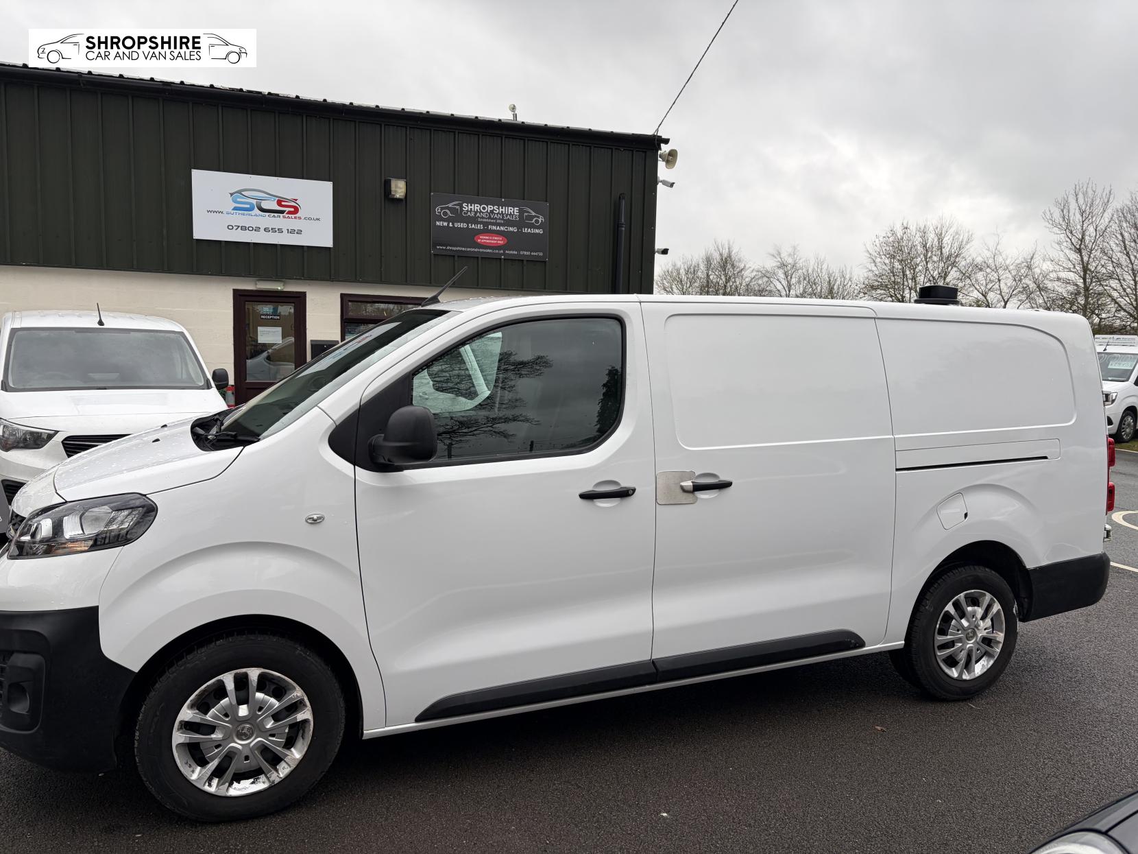 Vauxhall Vivaro 1.5 Turbo D 2900 Dynamic Panel Van 6dr Diesel Manual L2 H1 Euro 6 (s/s) (100 ps)