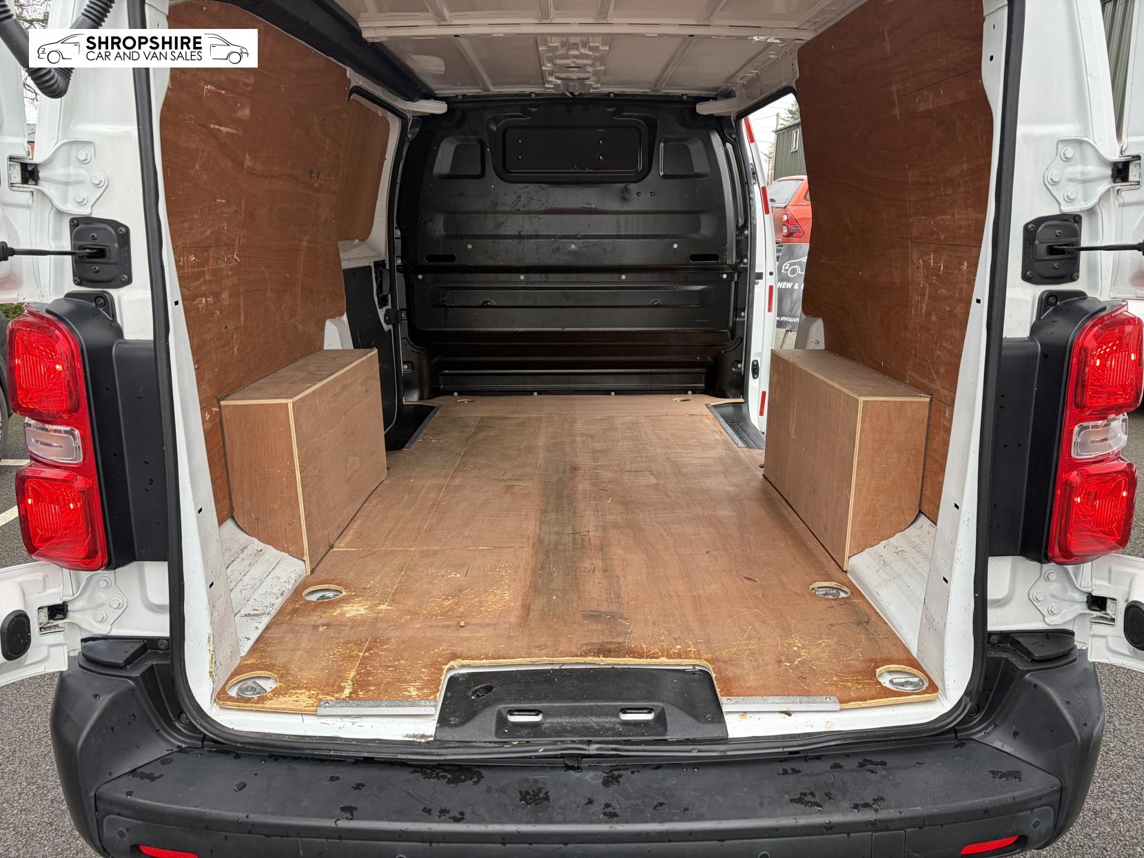 Vauxhall Vivaro 1.5 Turbo D 2900 Dynamic Panel Van 6dr Diesel Manual L2 H1 Euro 6 (s/s) (100 ps)