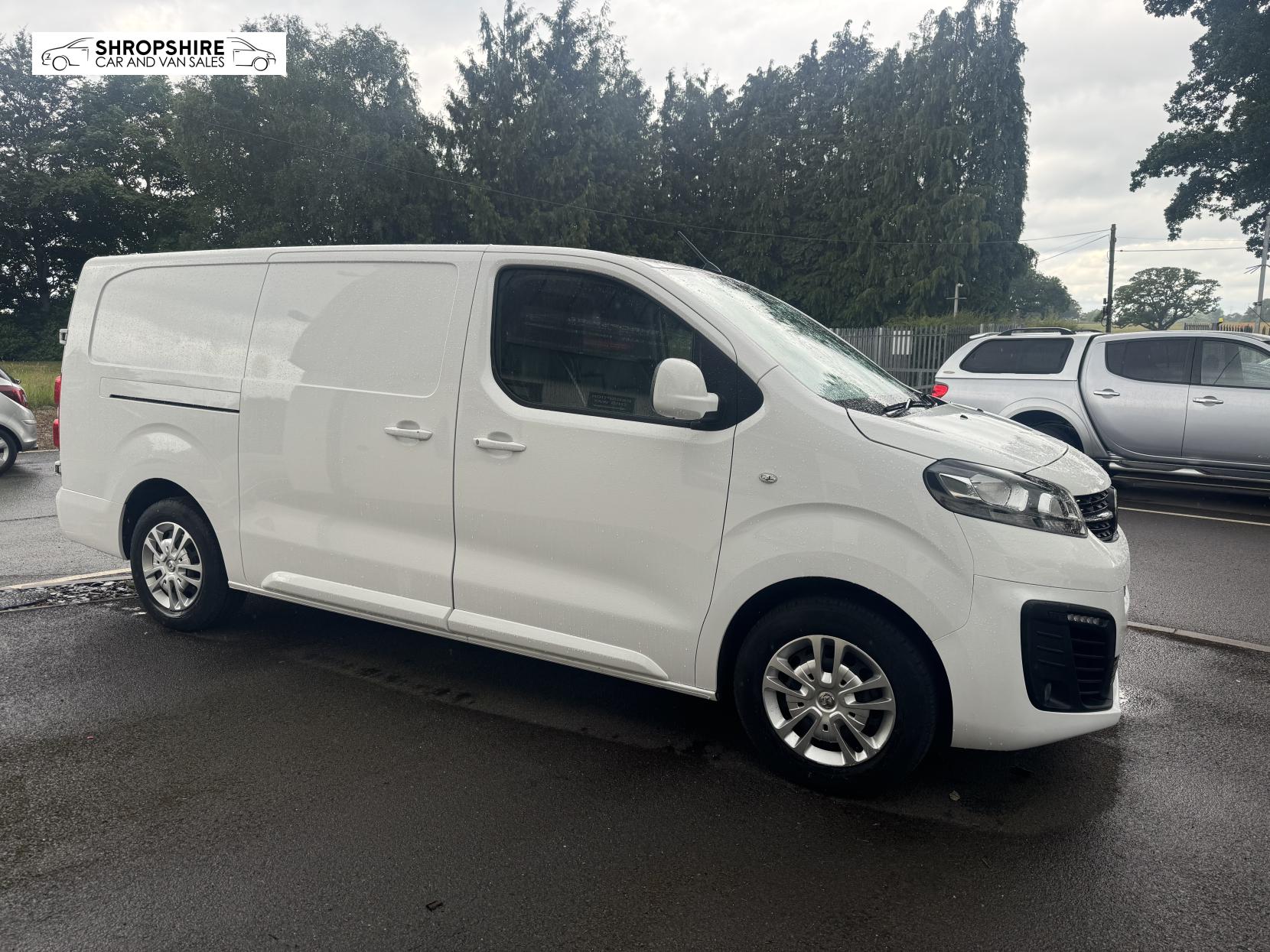 Vauxhall Vivaro 1.5 Turbo D 2900 Sportive Panel Van 5dr Diesel Manual L2 H1 Euro 6 (s/s) (100 ps)